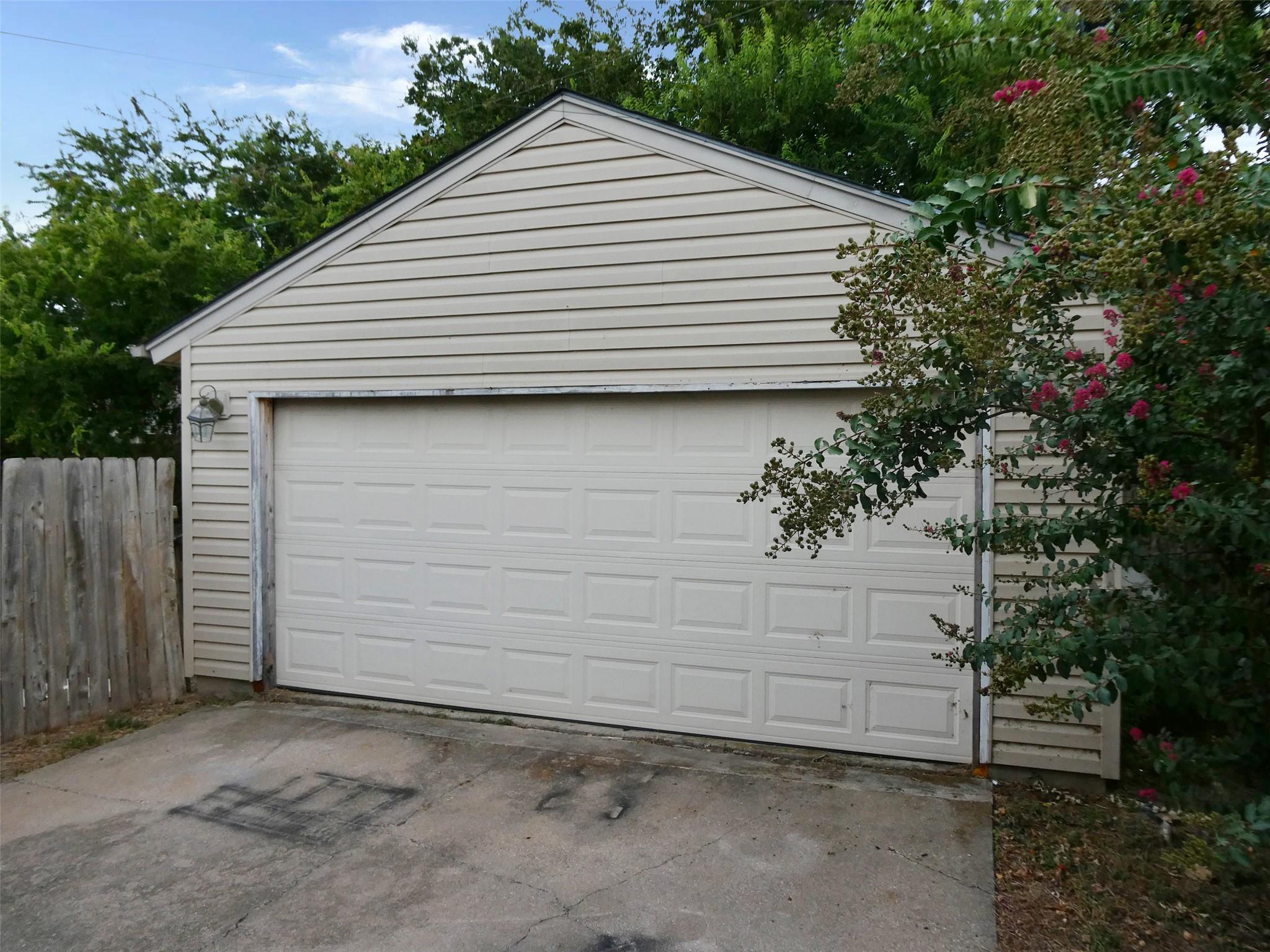 701 Greenwich Pl Property Photo 22
