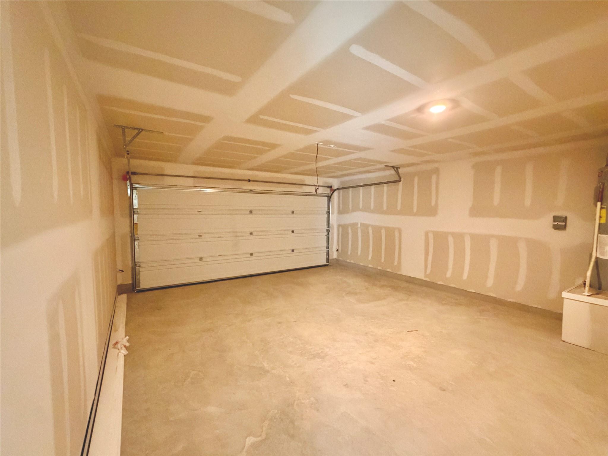 449 Jones Beach Ln Property Photo 22