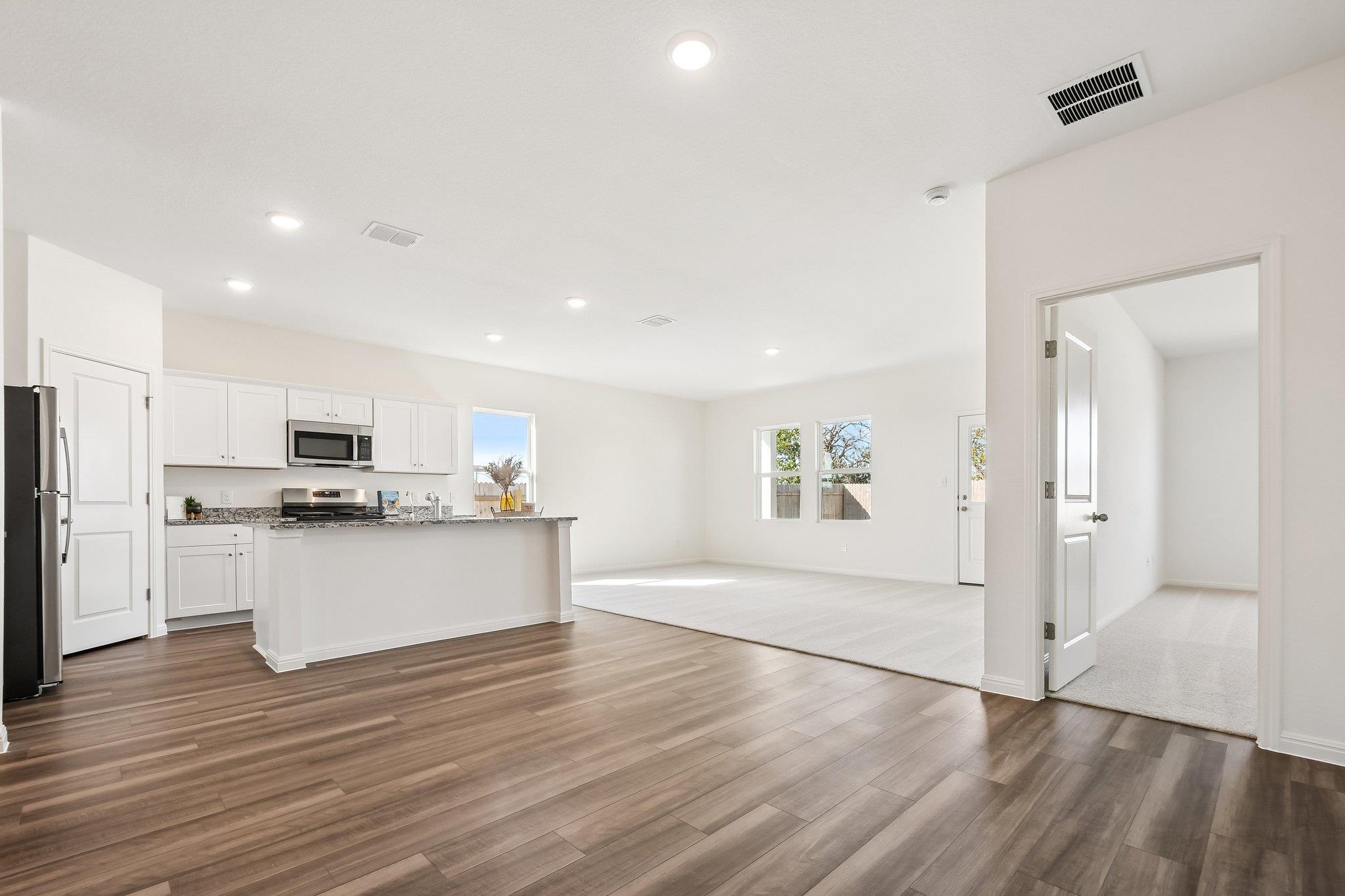 1305 Morris Loop Property Photo 14