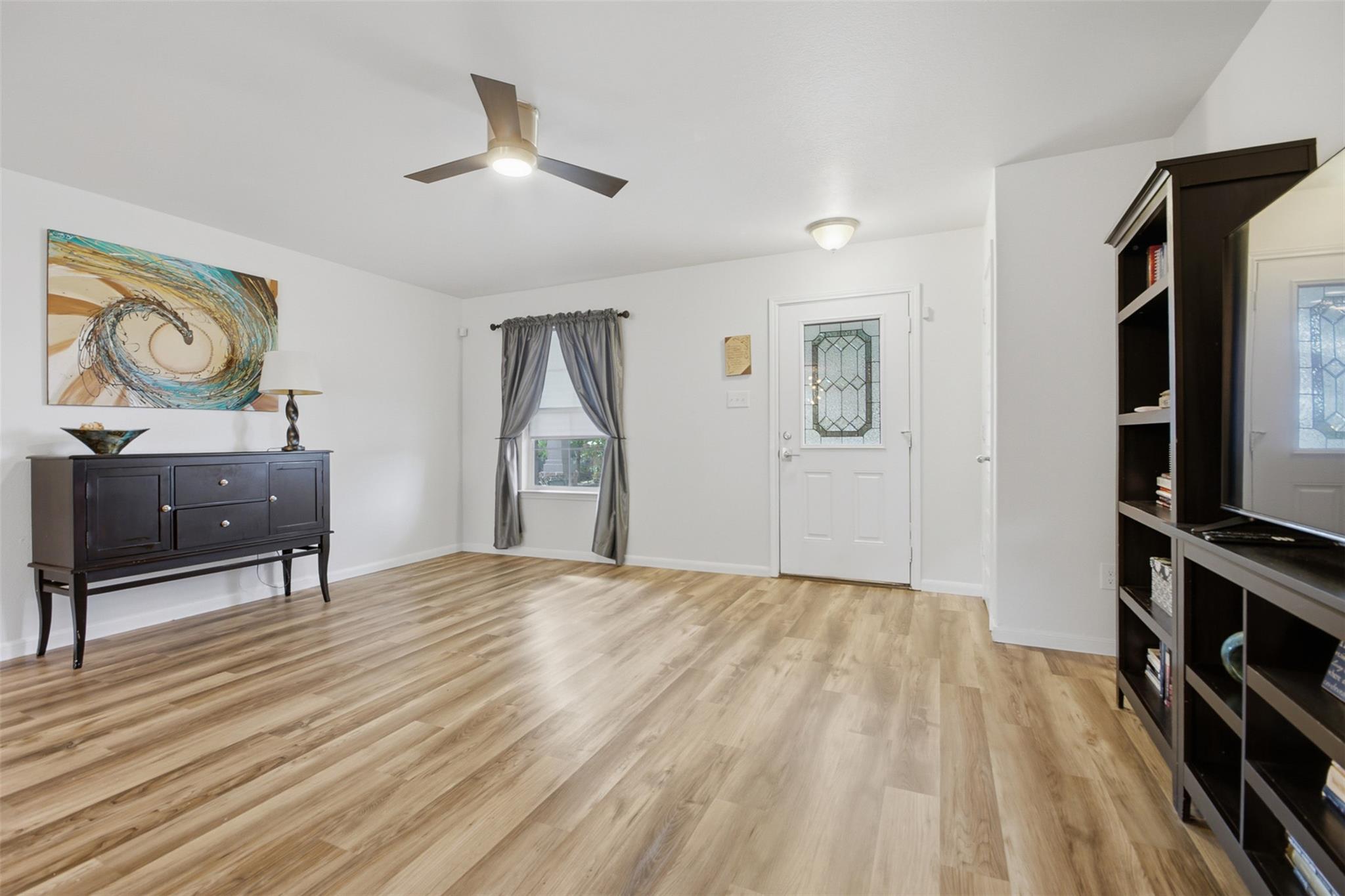 2106 Stonehaven None Property Photo 5