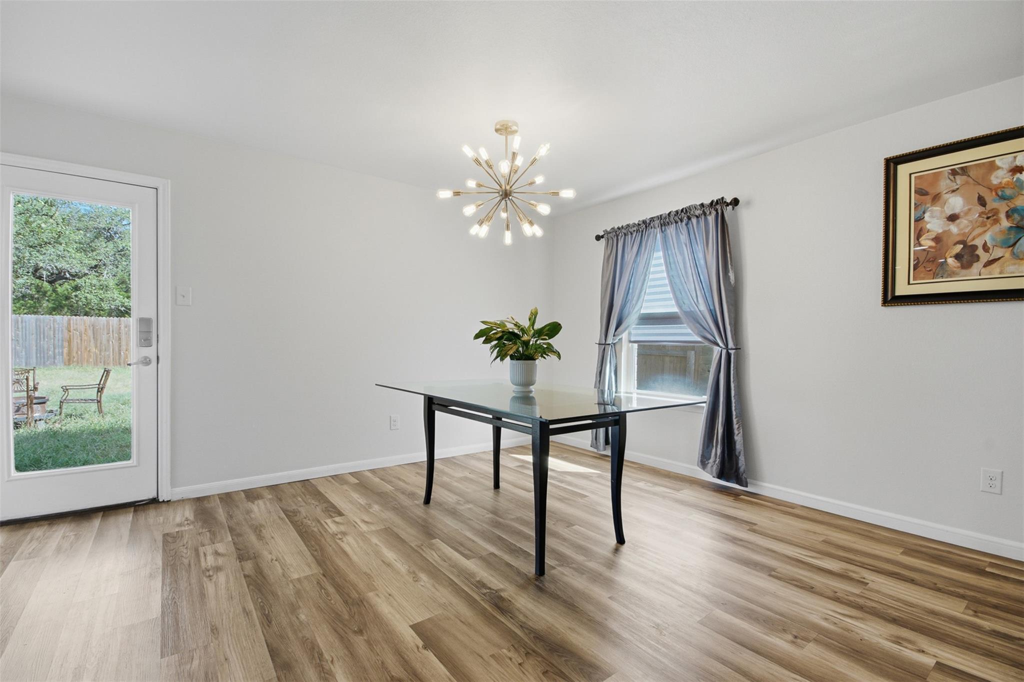 2106 Stonehaven None Property Photo 8