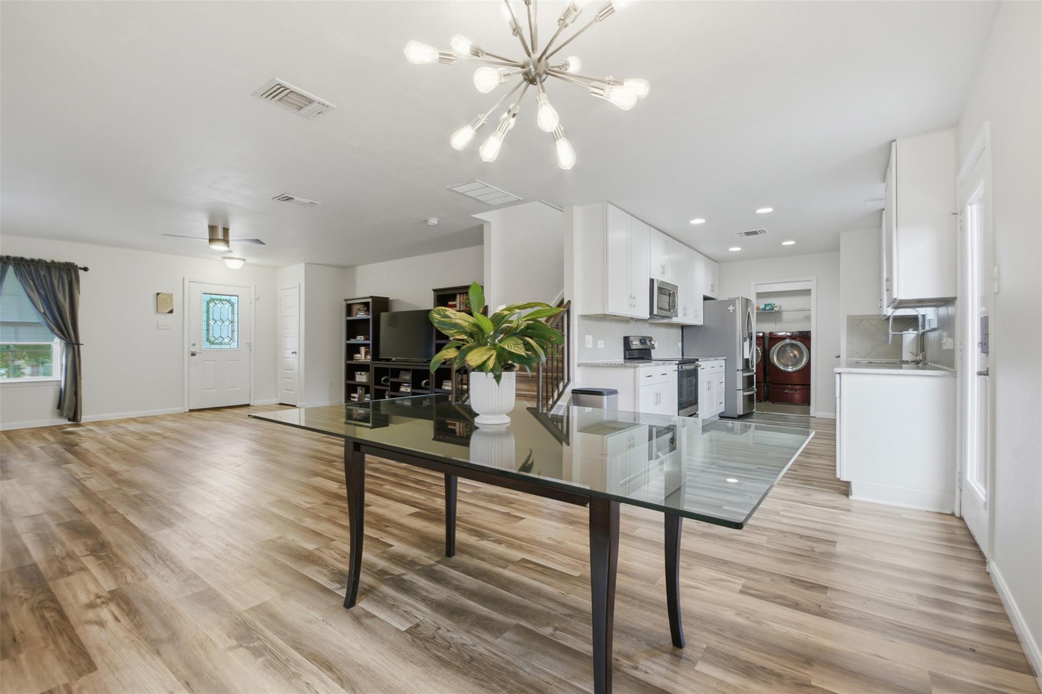 2106 Stonehaven None Property Photo 10