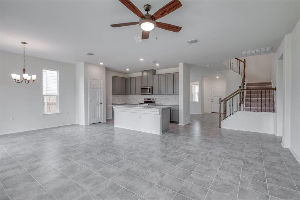 12721 Mogador St Property Photo 7