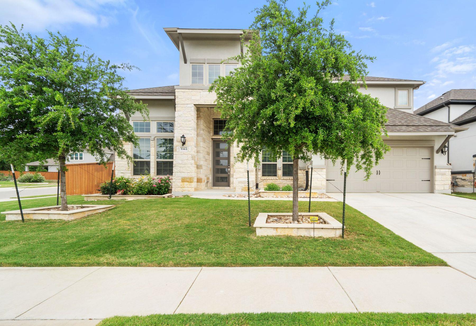 5363 Orsini Blfs Property Photo 1