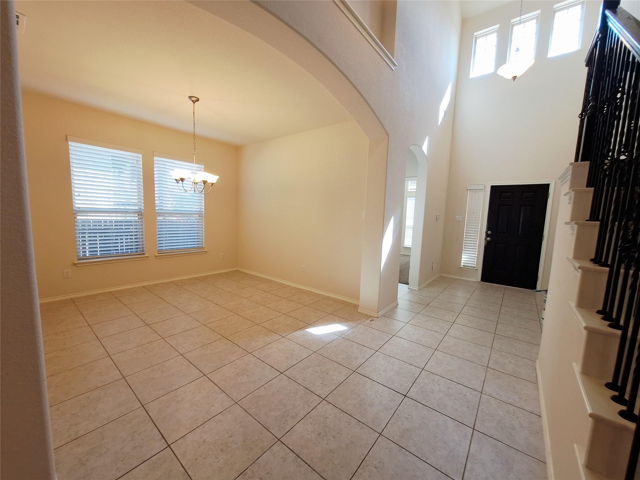 525 Loma Cedro Bnd Property Photo 2