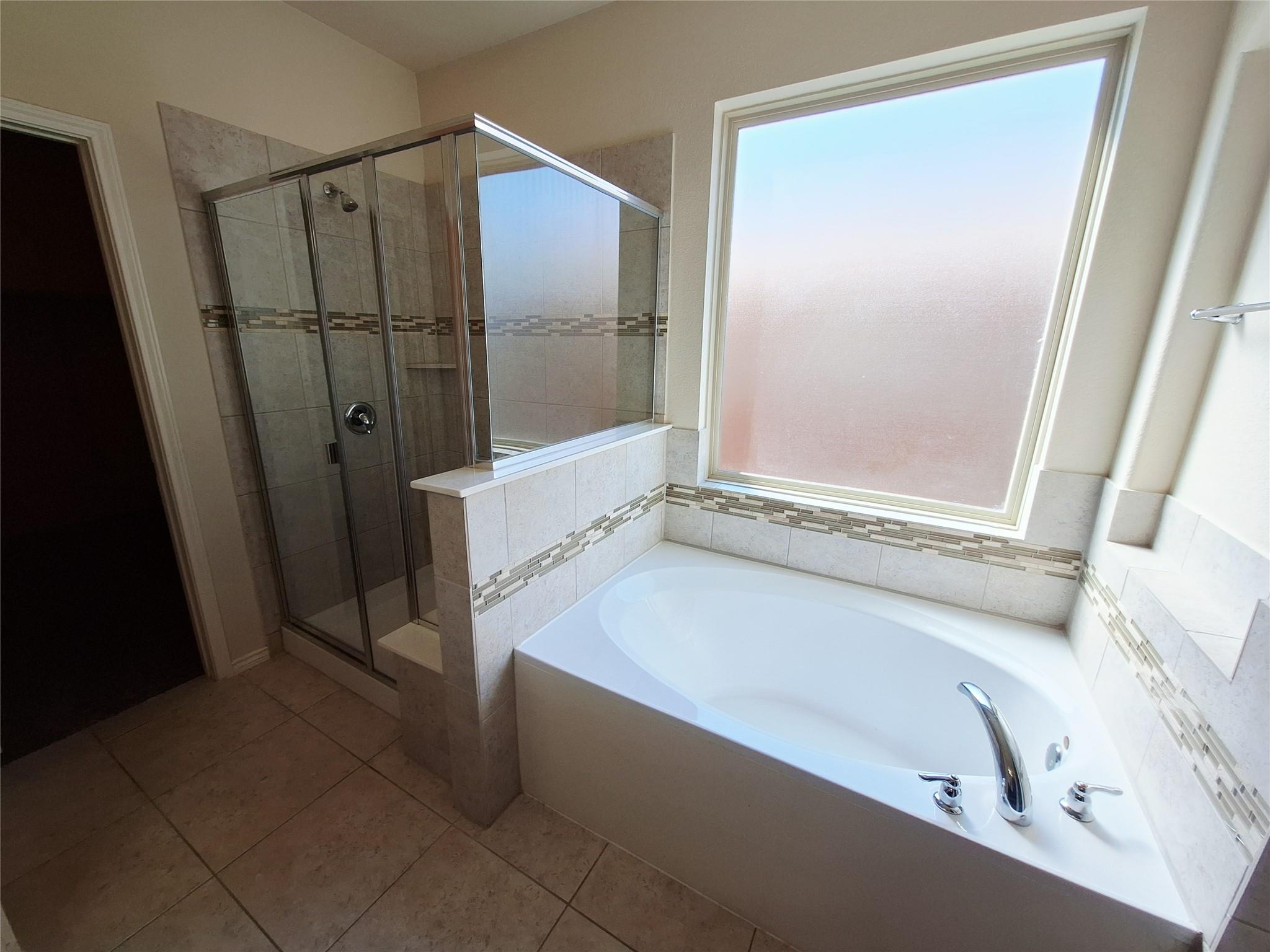 525 Loma Cedro Bnd Property Photo 21