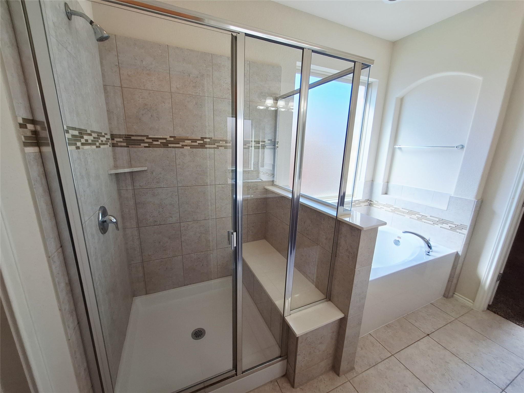 525 Loma Cedro Bnd Property Photo 22