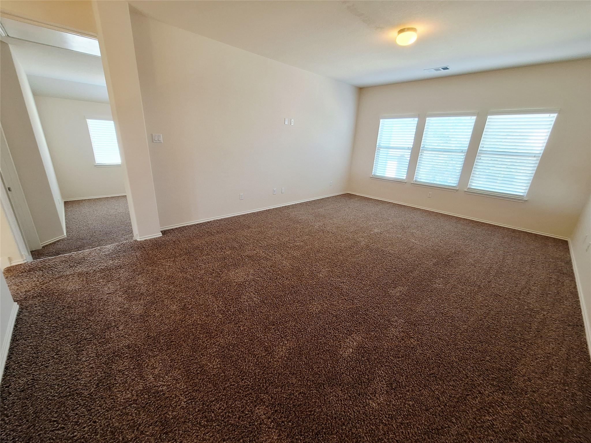 525 Loma Cedro Bnd Property Photo 27