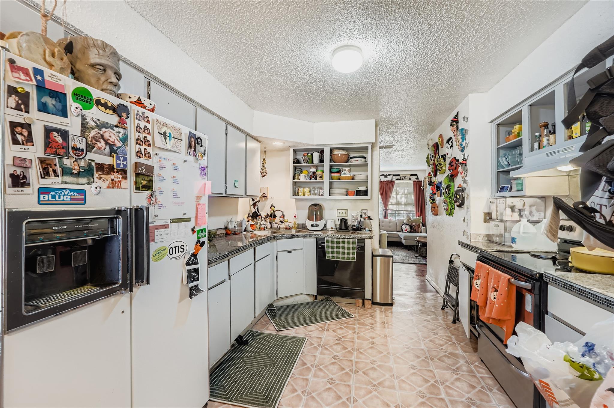 7214 Salt Springs Dr #a Property Photo 4