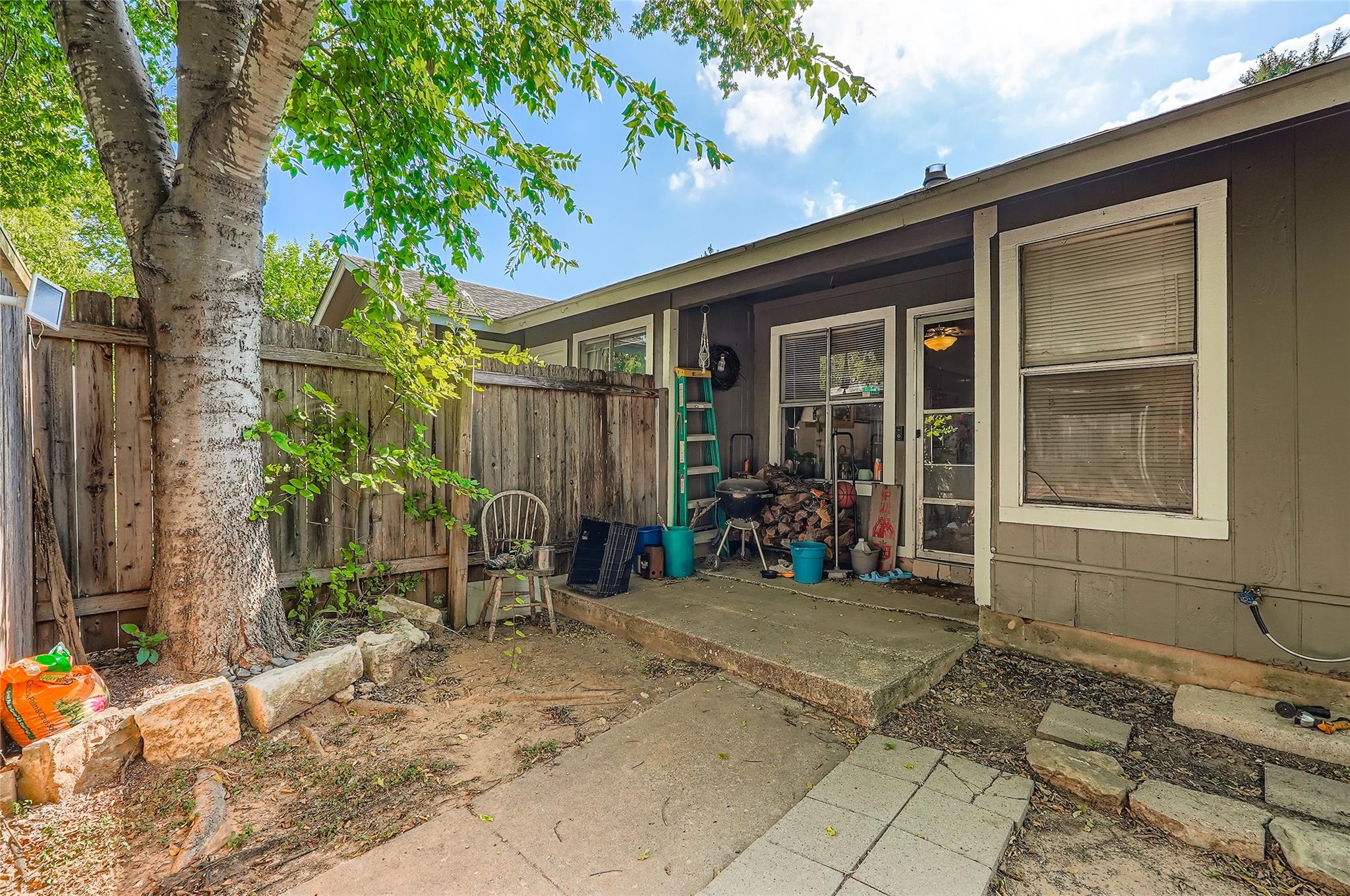 7214 Salt Springs Dr #a Property Photo 10