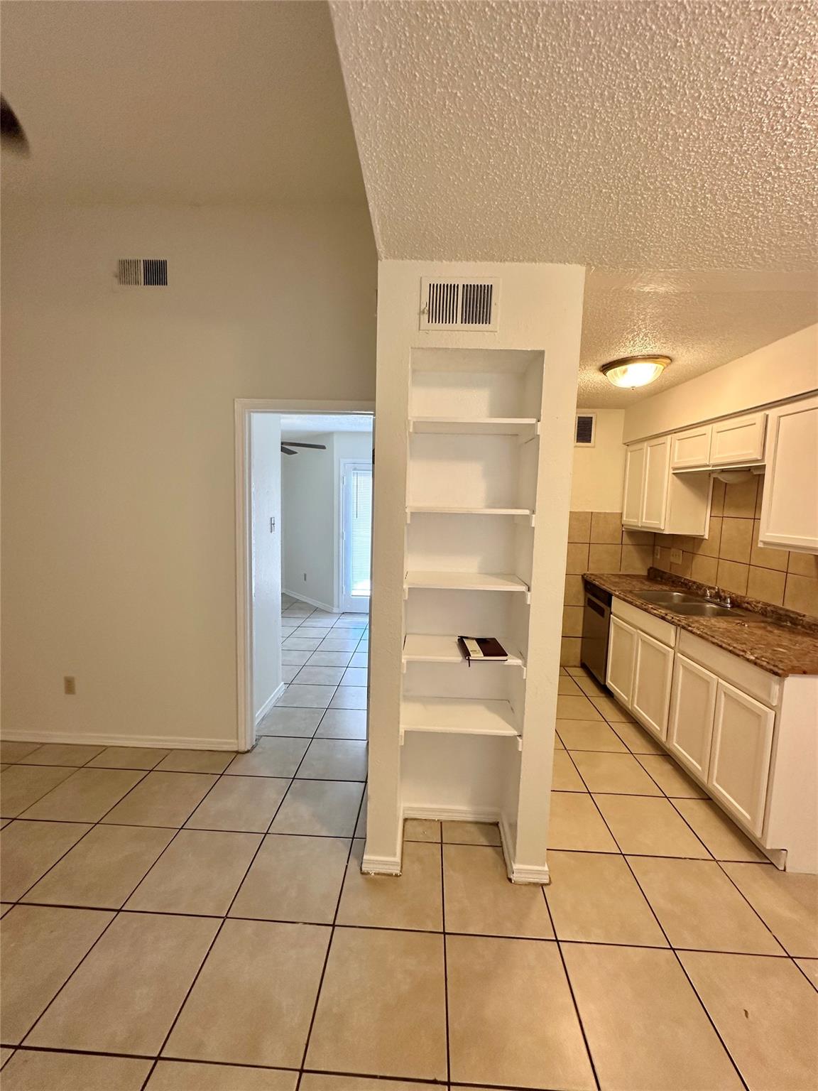 4322 Gillis St #106 Property Photo 11