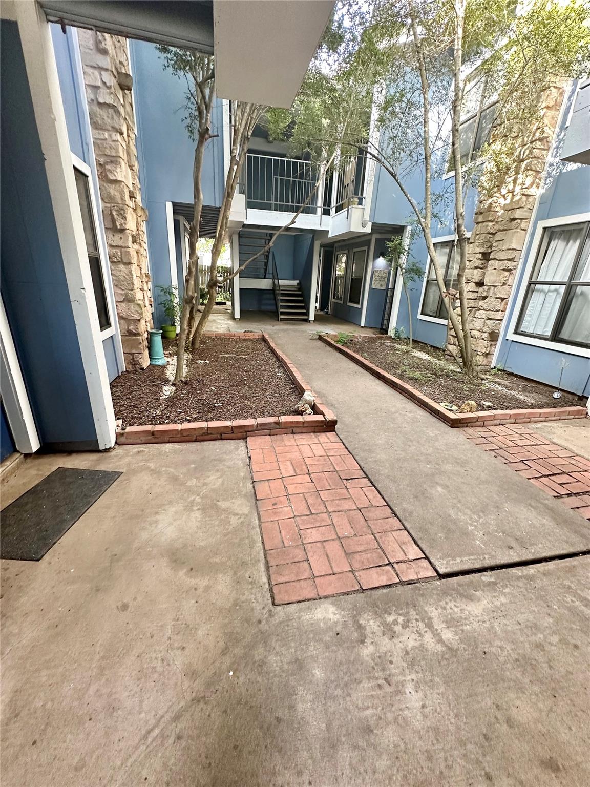 4322 Gillis St #106 Property Photo 25