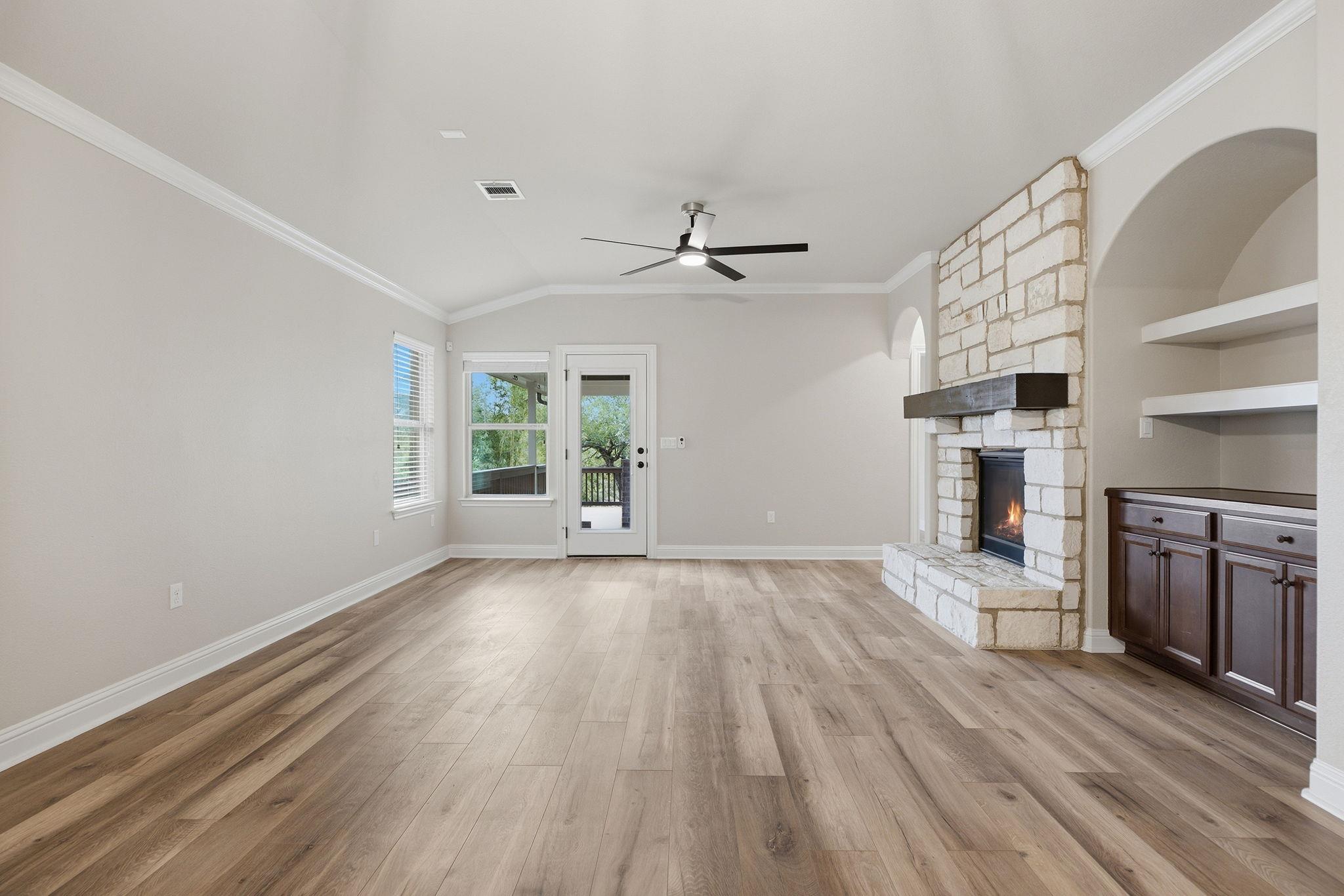 12017 Arran St Property Photo 9