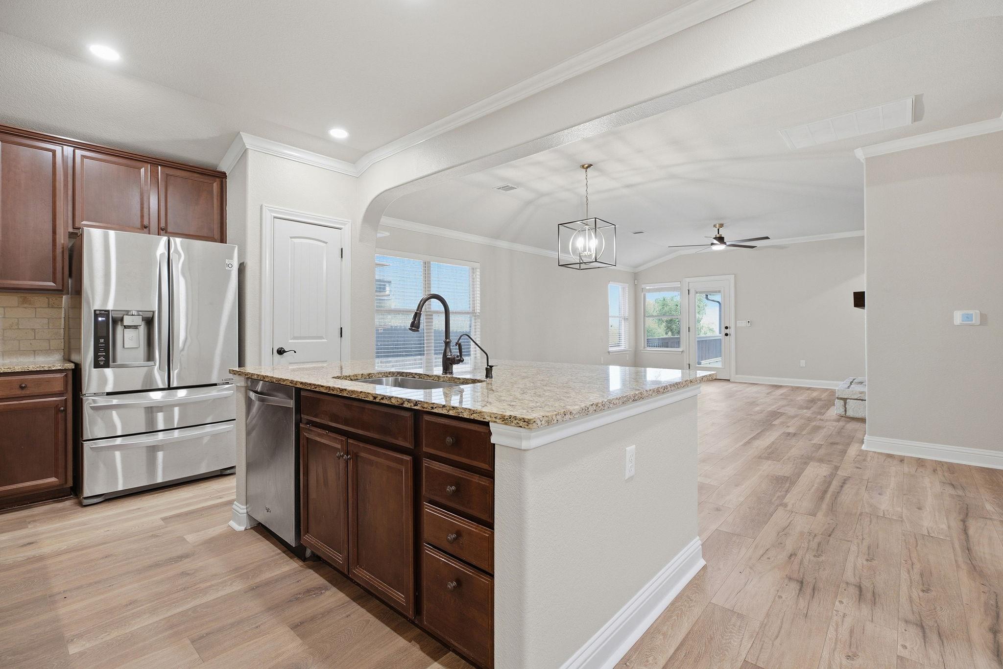 12017 Arran St Property Photo 11