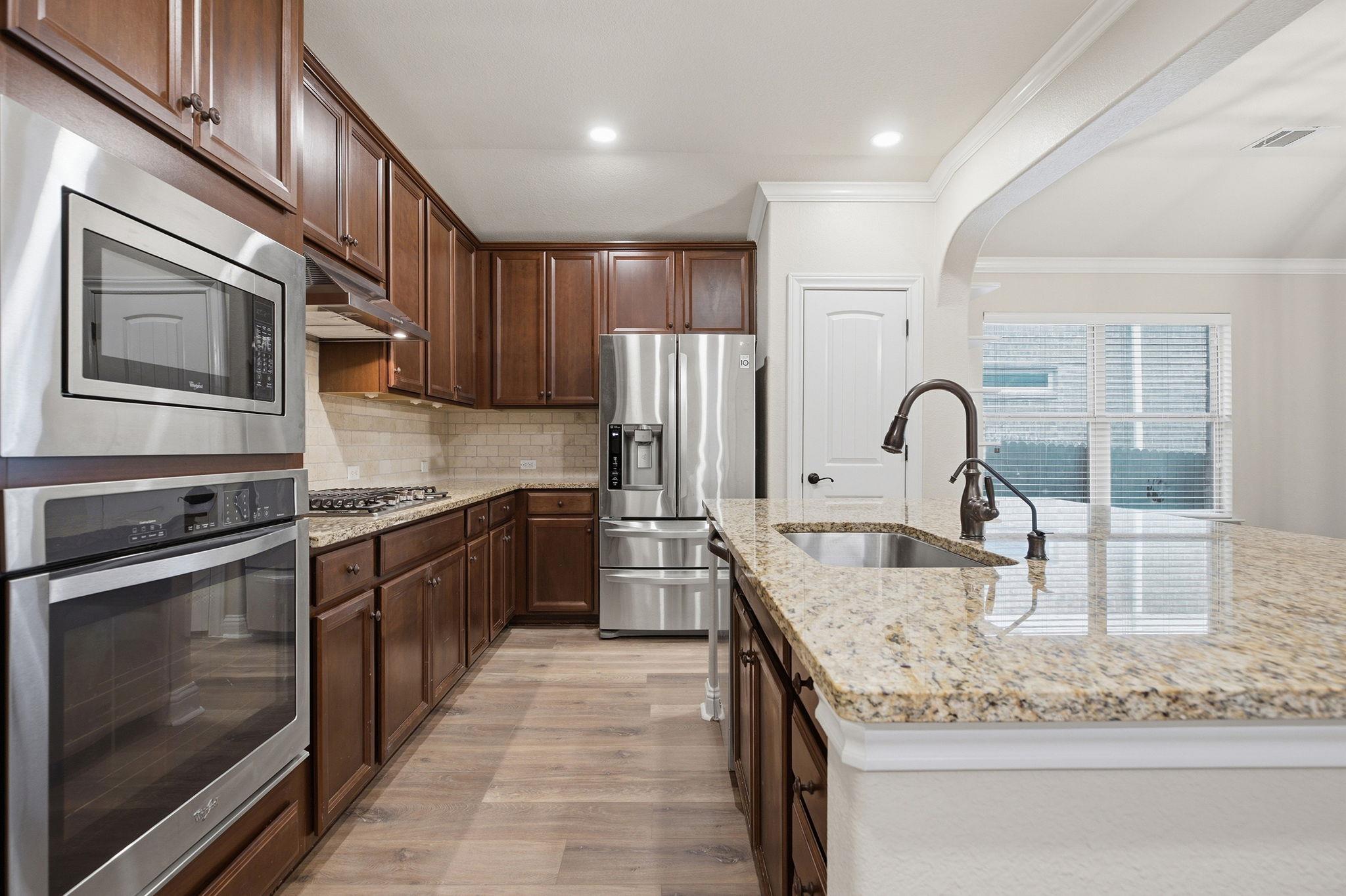 12017 Arran St Property Photo 12