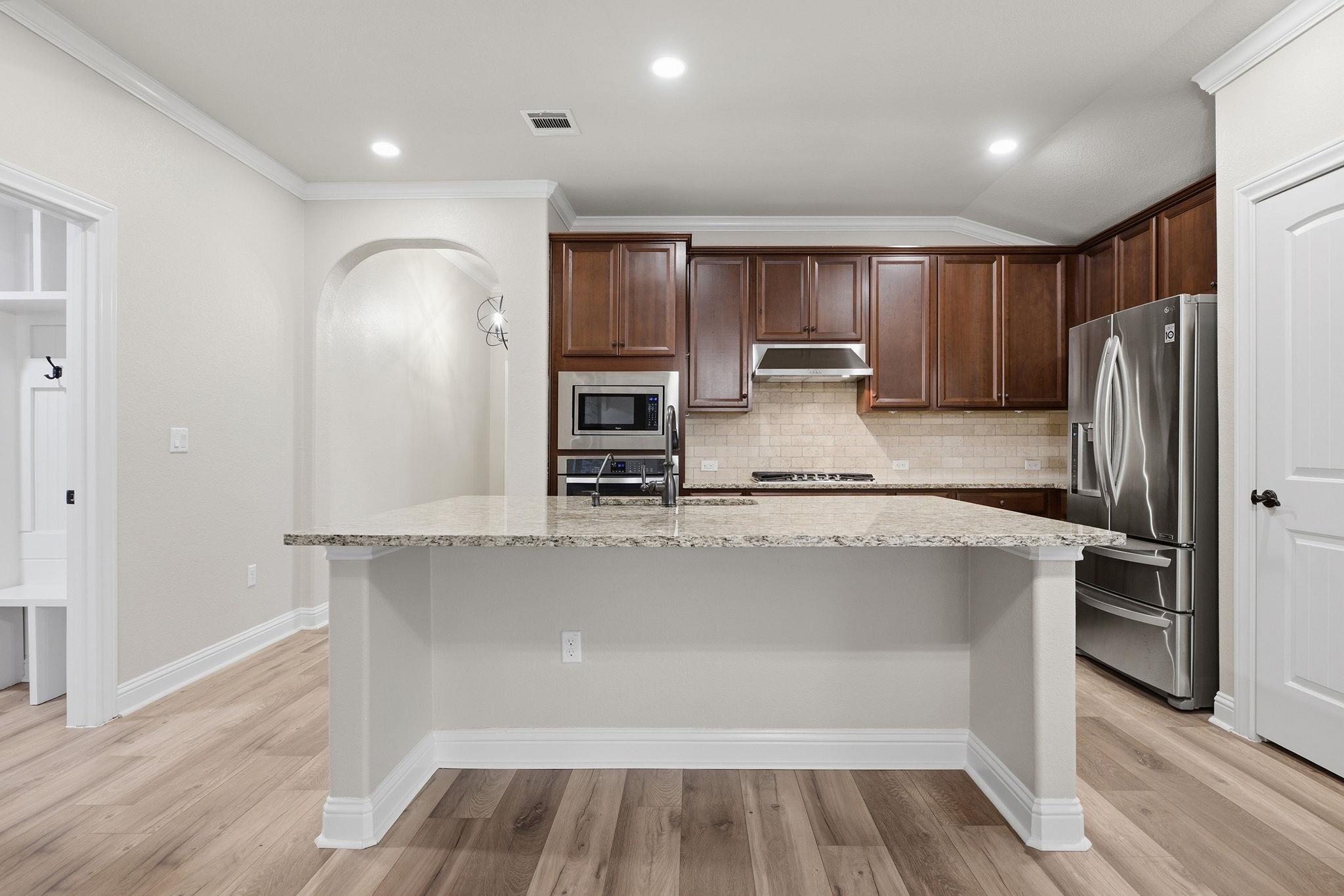 12017 Arran St Property Photo 13