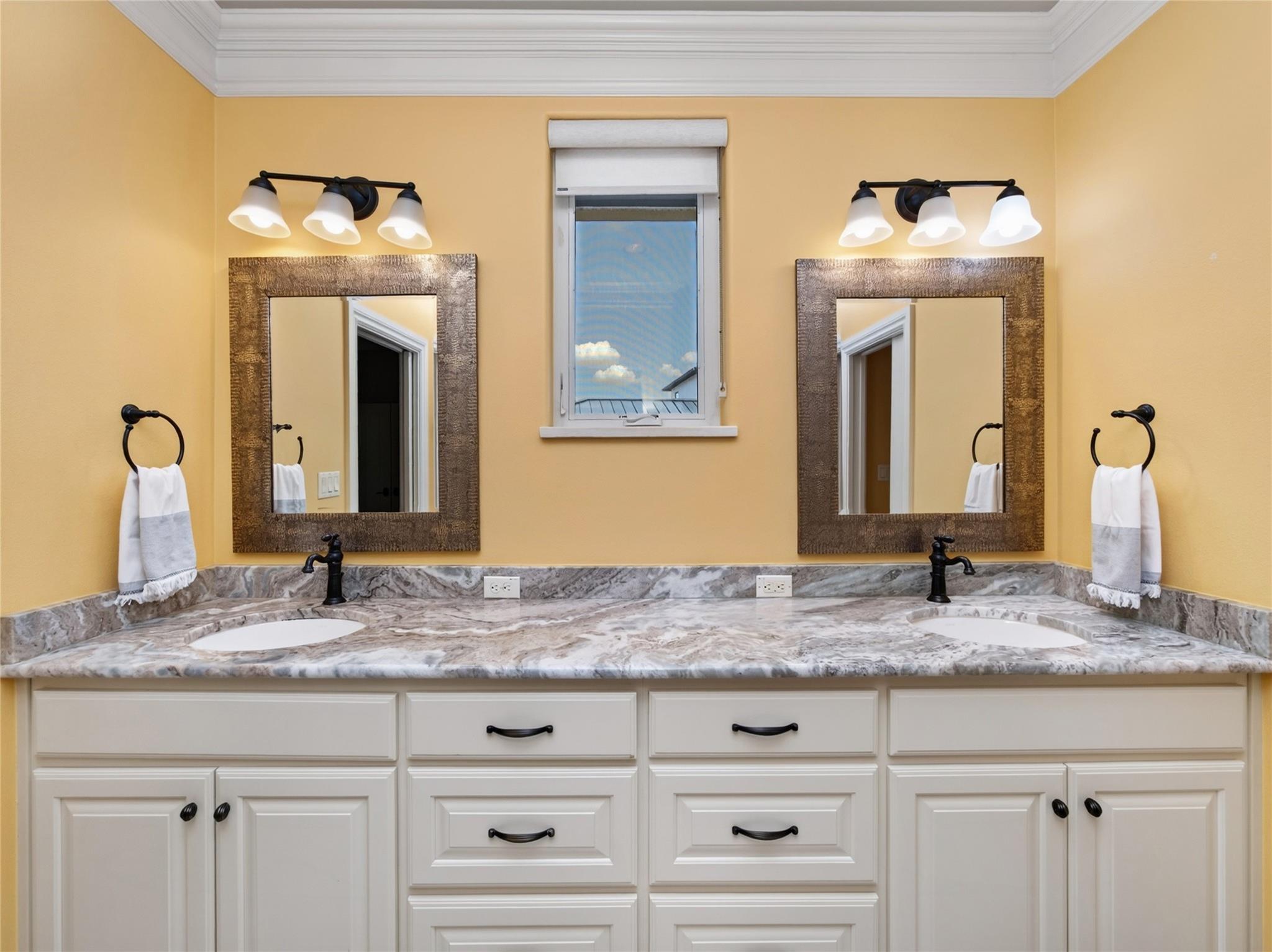 12925 Luna Montana Way S Property Photo 32