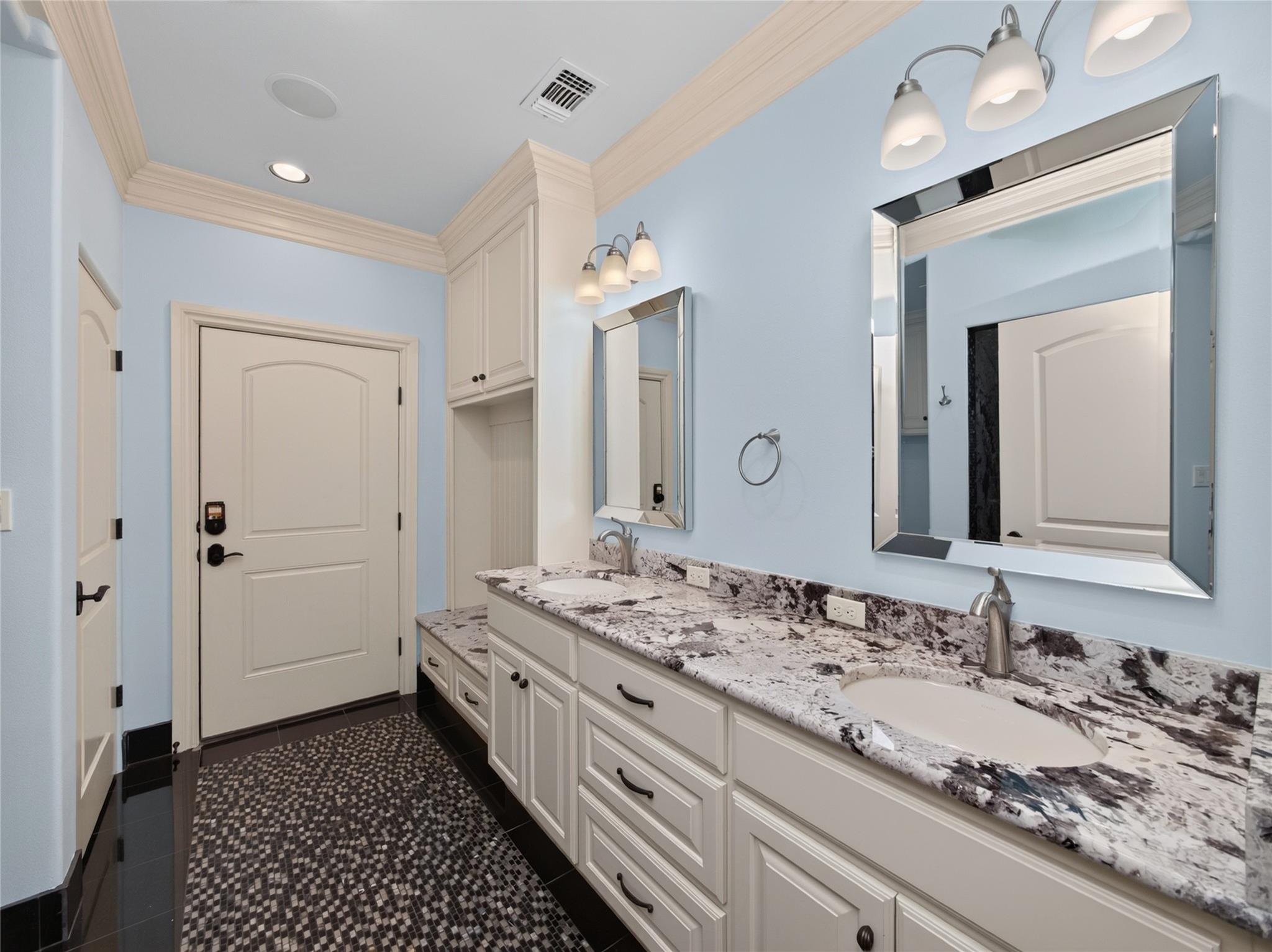 12925 Luna Montana Way S Property Photo 38