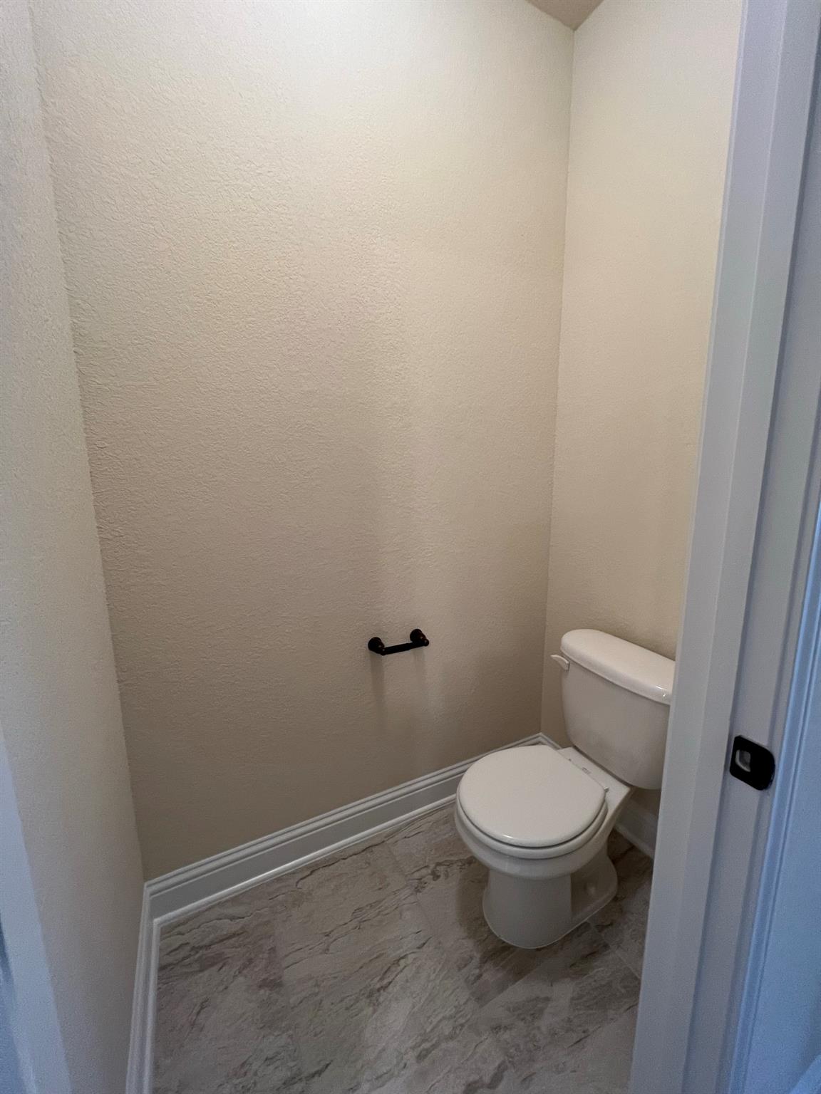 704 Falkland Trce Property Photo 14