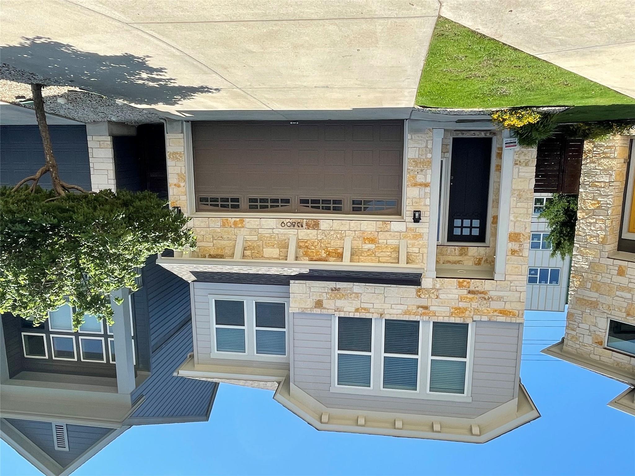 13809 Zink Bnd #24 Property Photo 1