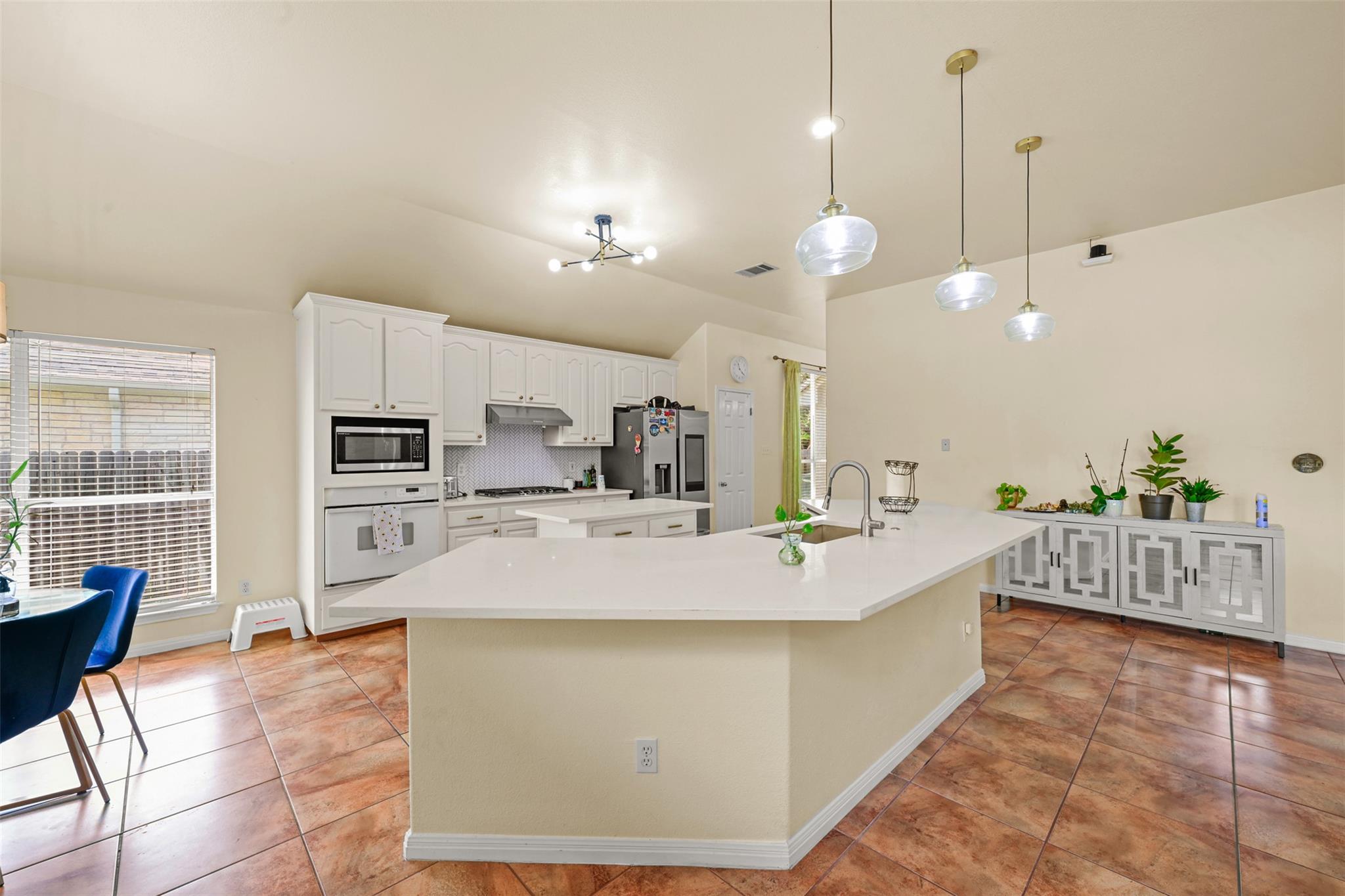 6006 Barletta Dr Property Photo 8
