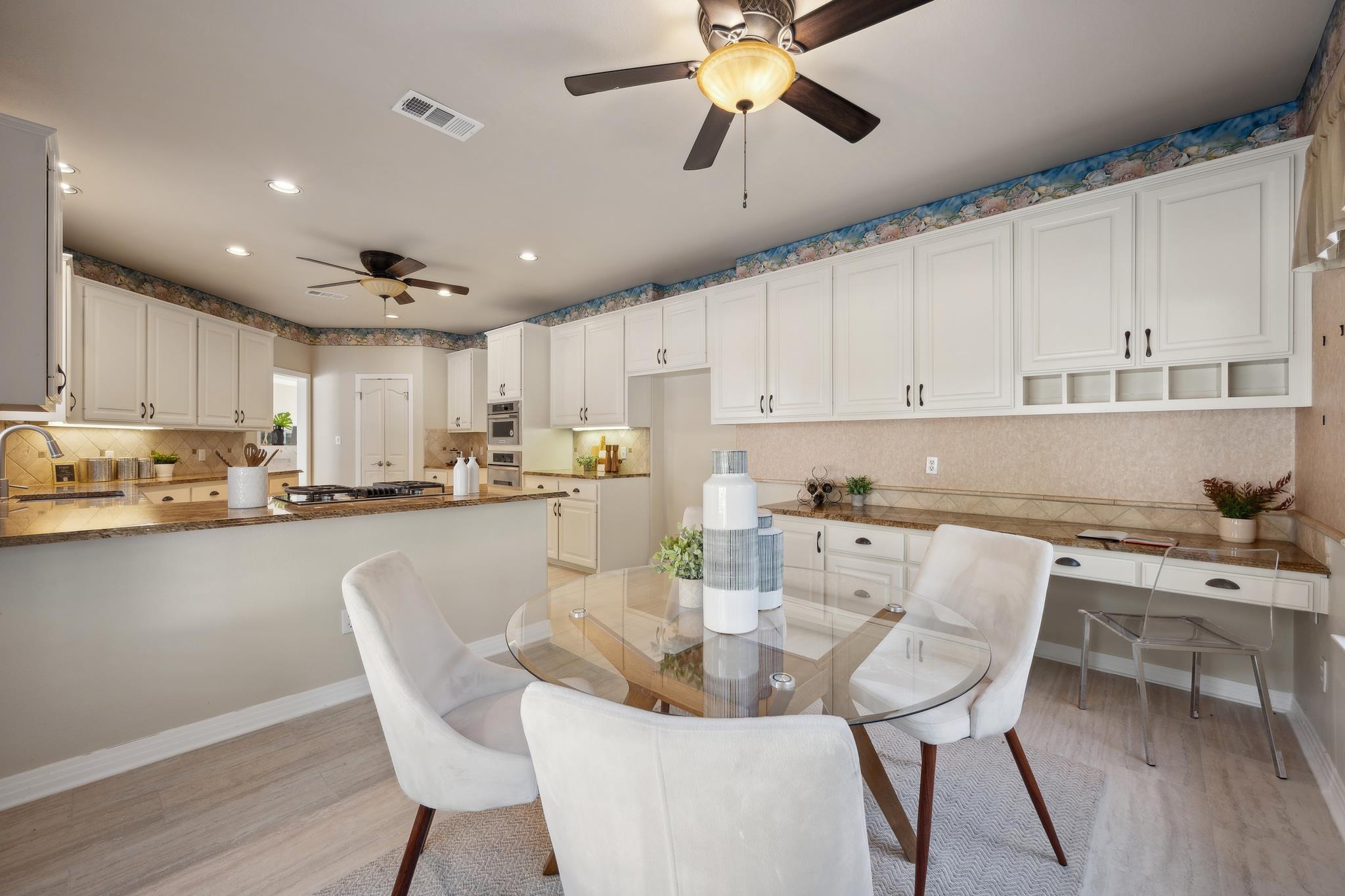 9907 Spicewood Mesa Property Photo 15