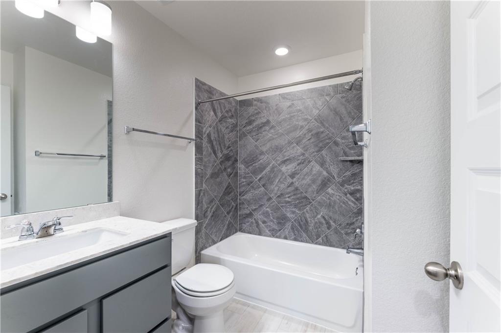 316 Los Cobos Ln Property Photo 21