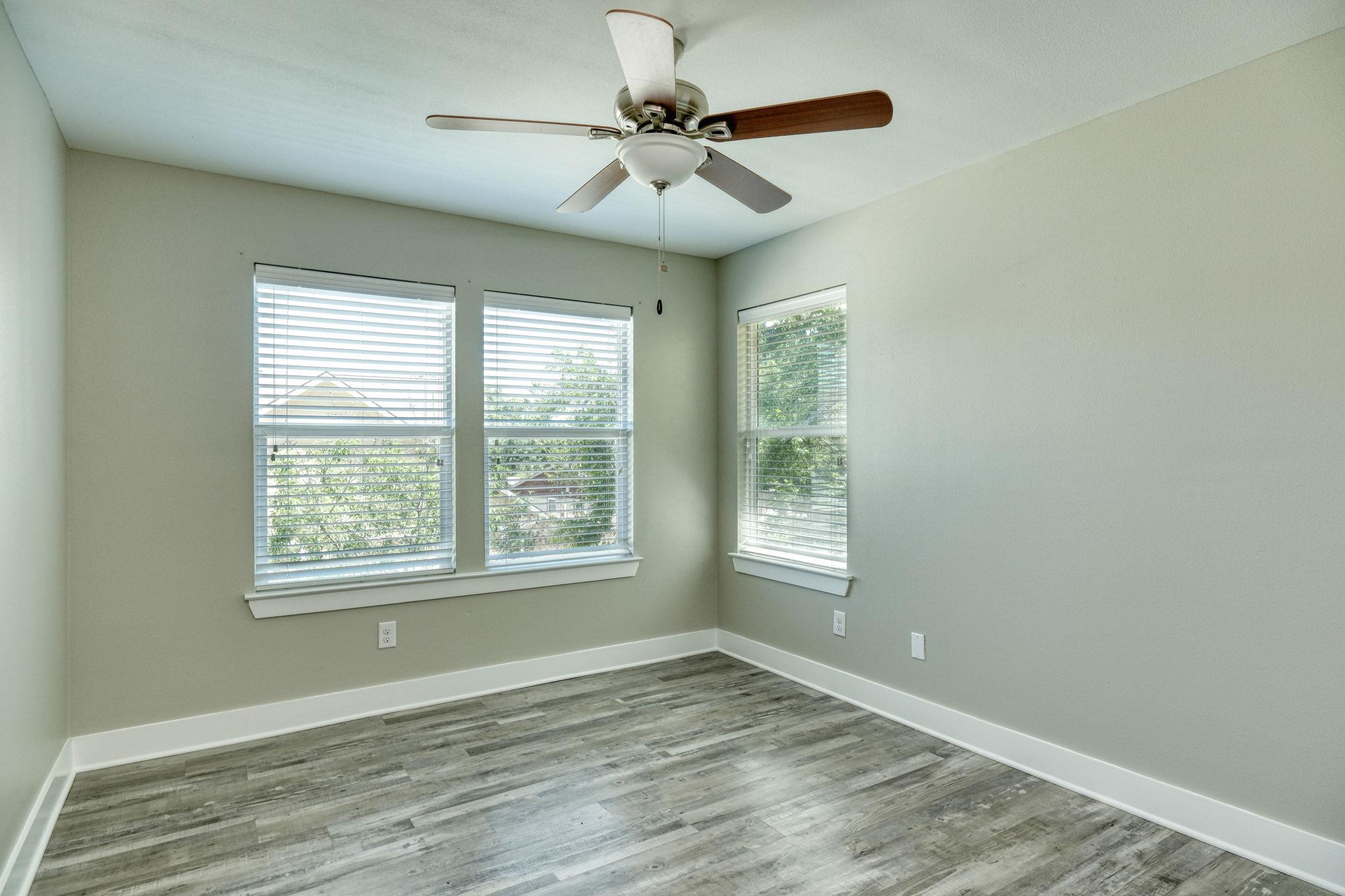 615 Spring St #3 Property Photo 6