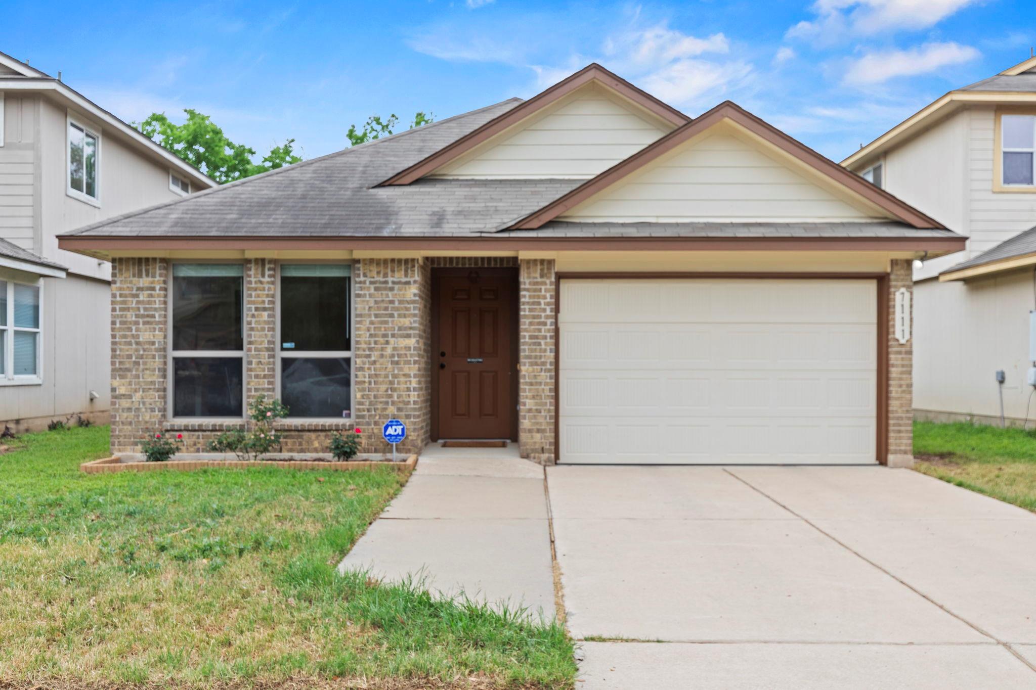 7111 Thannas Way Property Photo