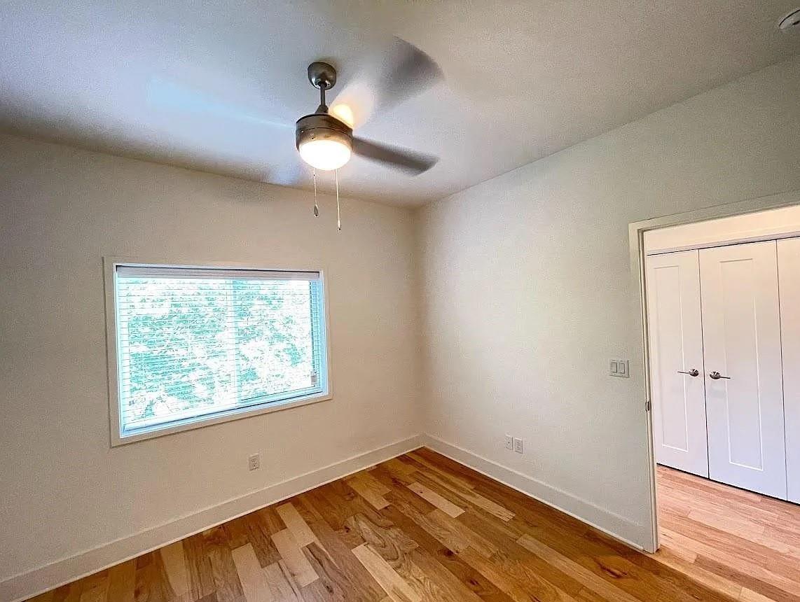 2101 Montopolis Dr #20 Property Photo 12