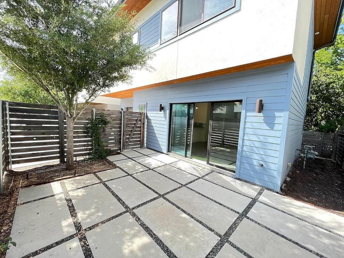 2101 Montopolis Dr #20 Property Photo 22