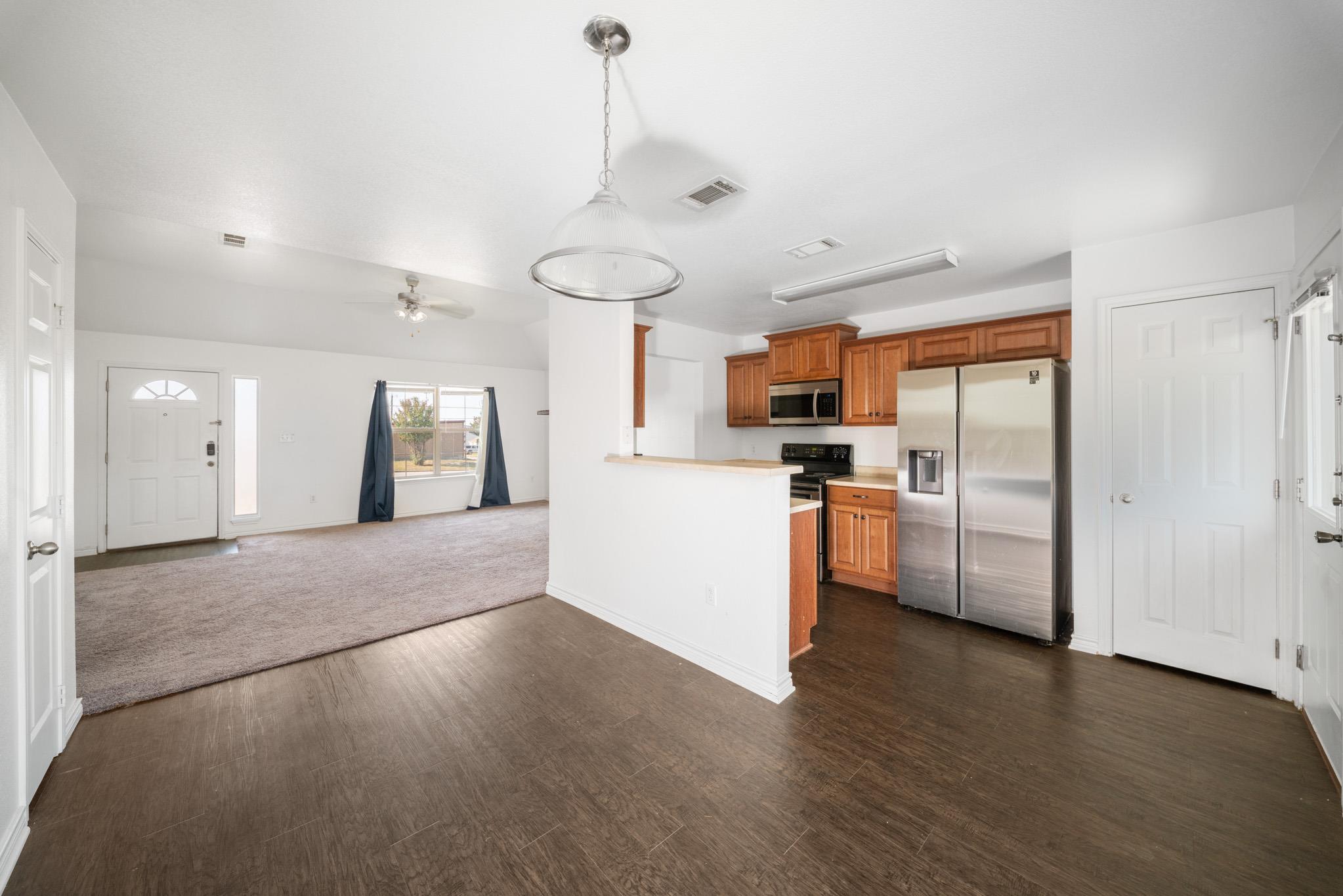 2624 Saulsbury Dr Property Photo 7