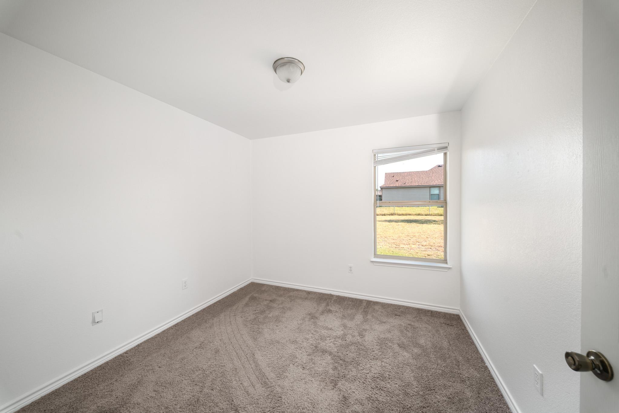 2624 Saulsbury Dr Property Photo 10