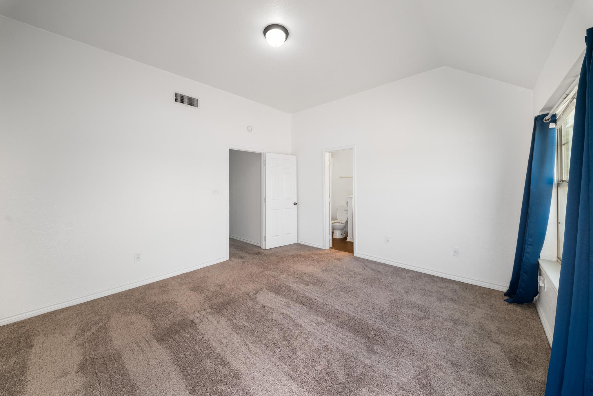 2624 Saulsbury Dr Property Photo 13