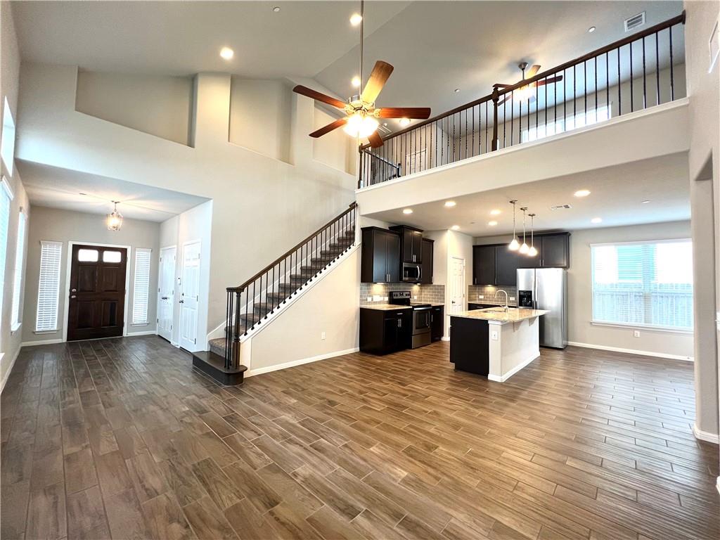3240 E Whitestone Blvd #86 Property Photo 2