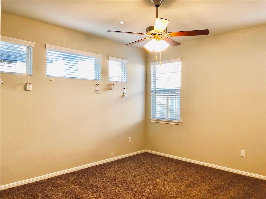 3240 E Whitestone Blvd #86 Property Photo 5