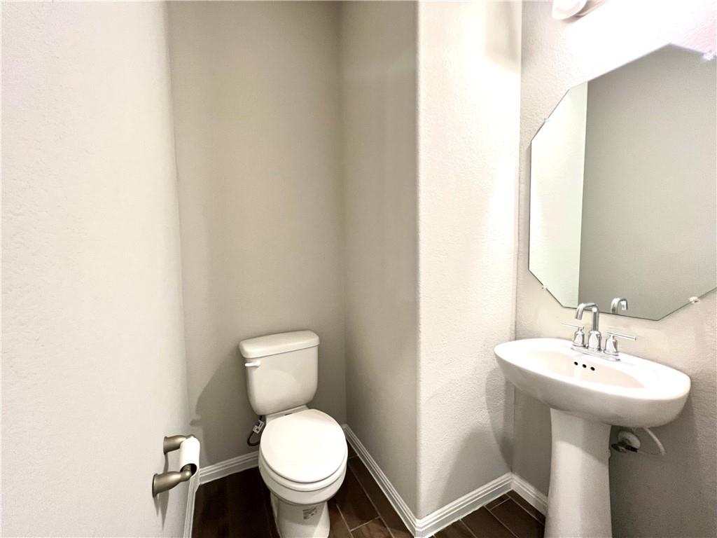 3240 E Whitestone Blvd #86 Property Photo 10