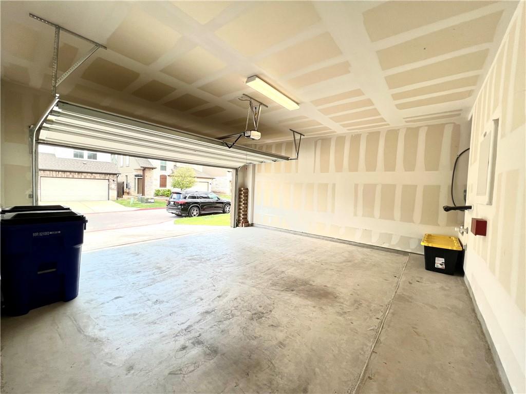 3240 E Whitestone Blvd #86 Property Photo 18