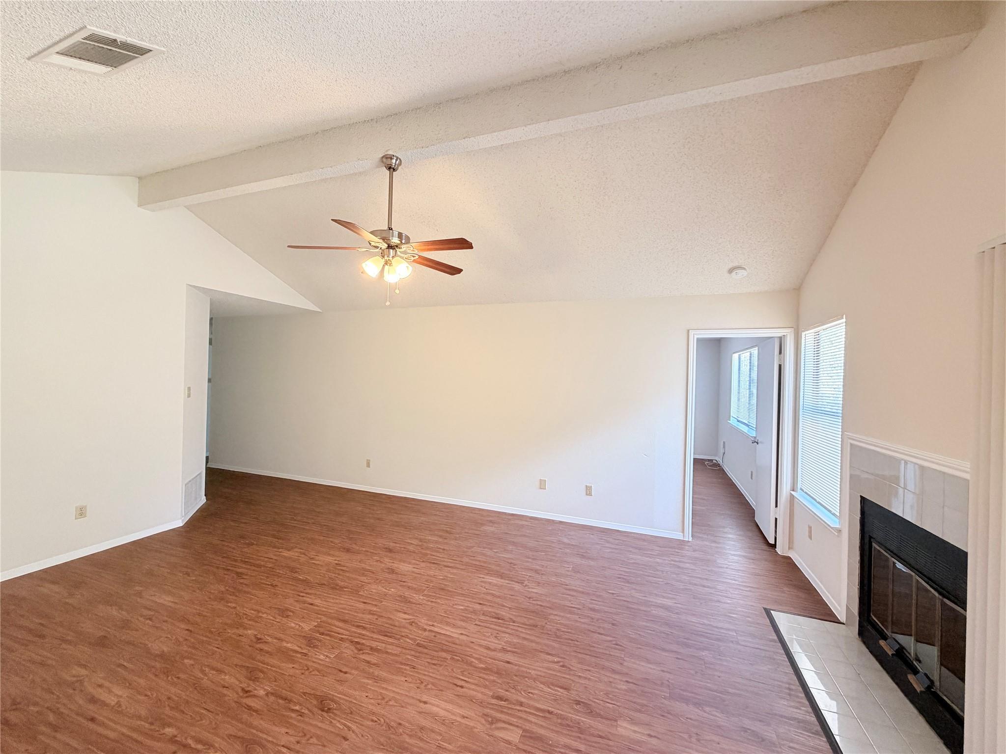 4141 Stonecroft Dr Property Photo 3