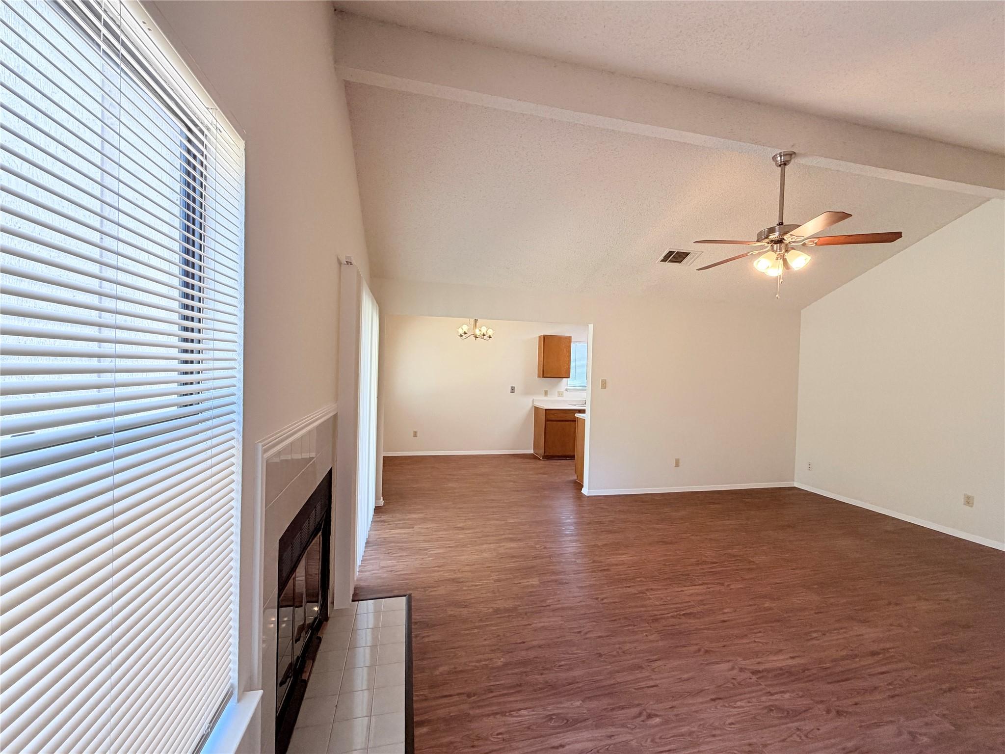 4141 Stonecroft Dr Property Photo 6