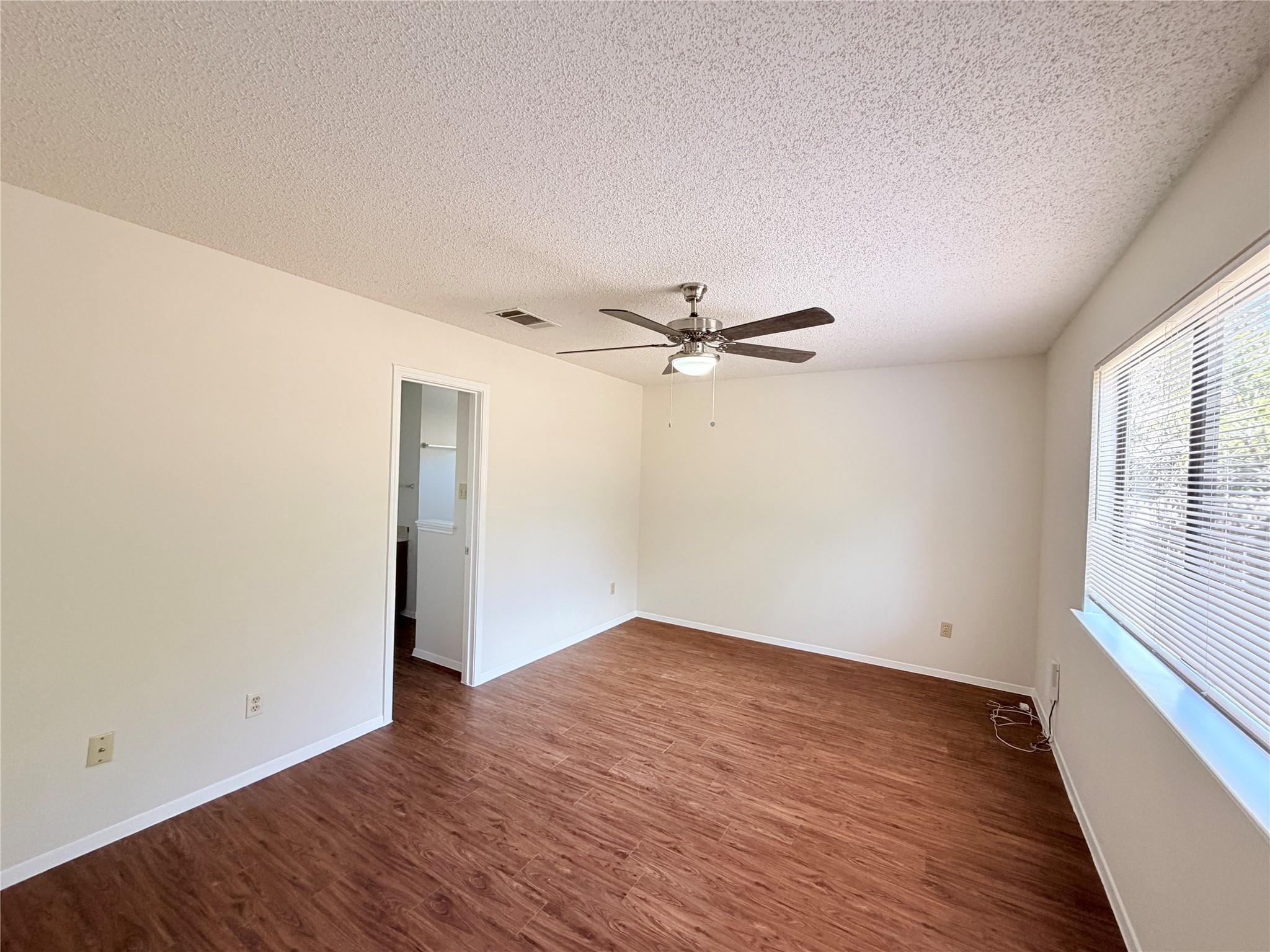 4141 Stonecroft Dr Property Photo 13