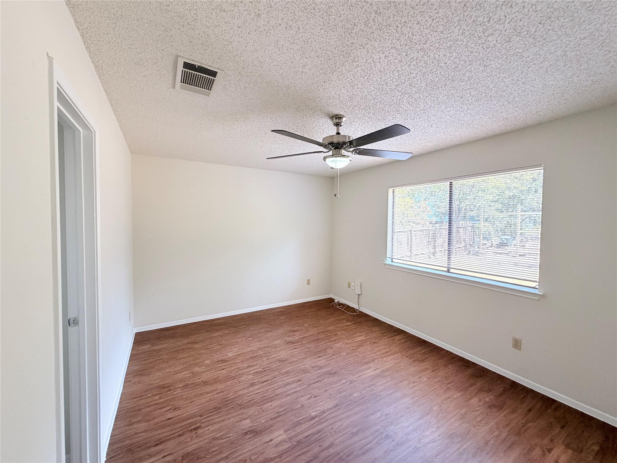 4141 Stonecroft Dr Property Photo 14
