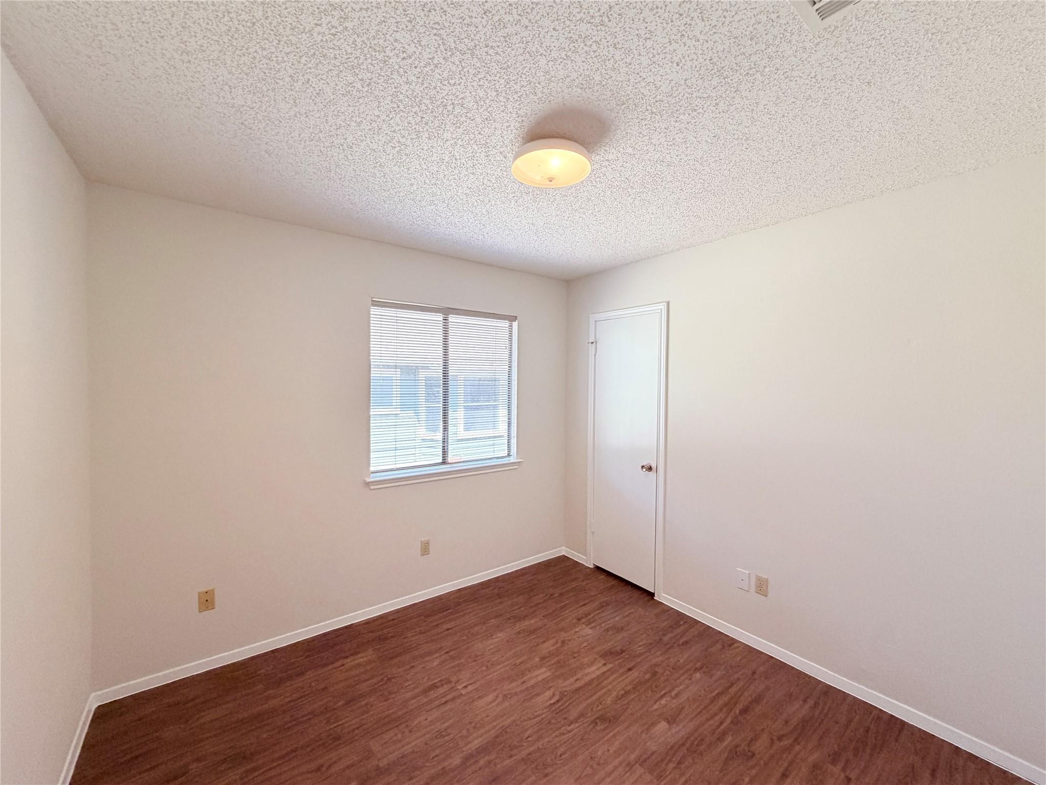 4141 Stonecroft Dr Property Photo 22
