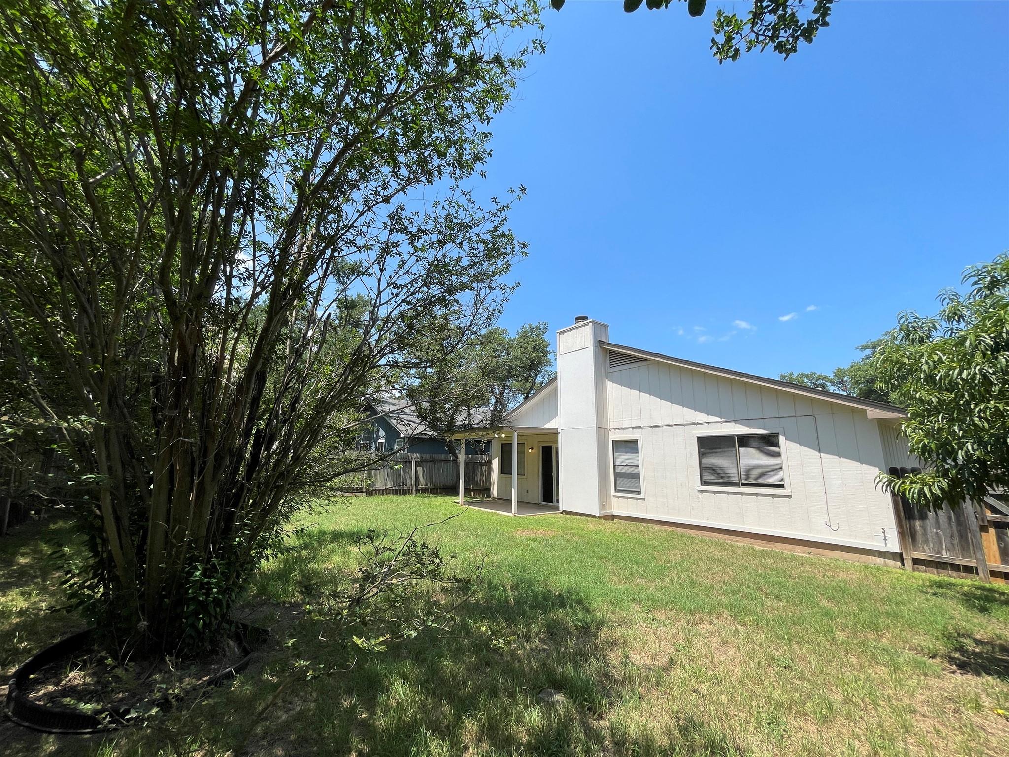 4141 Stonecroft Dr Property Photo 31