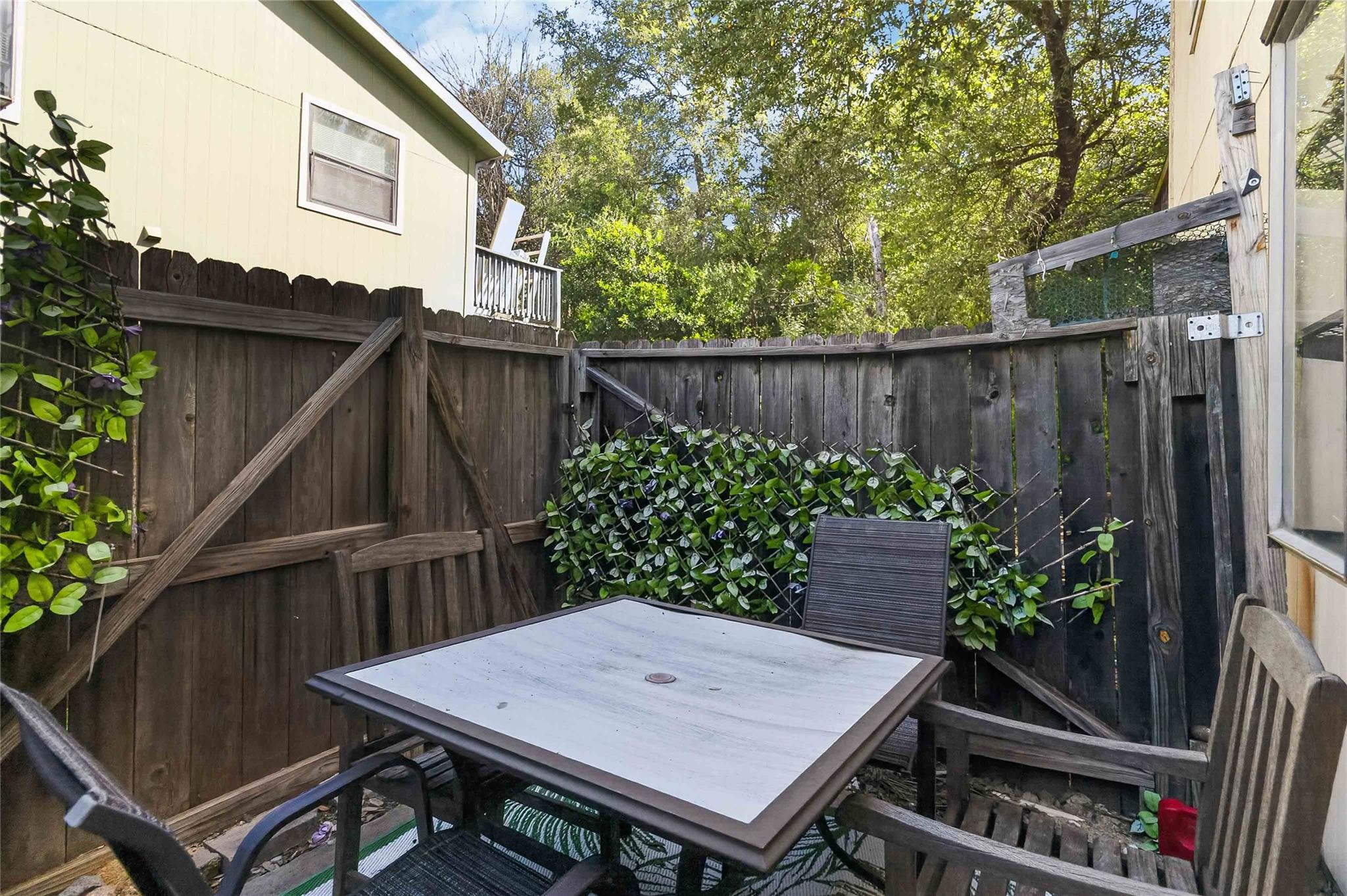 811 Bracewood Cir Property Photo 16