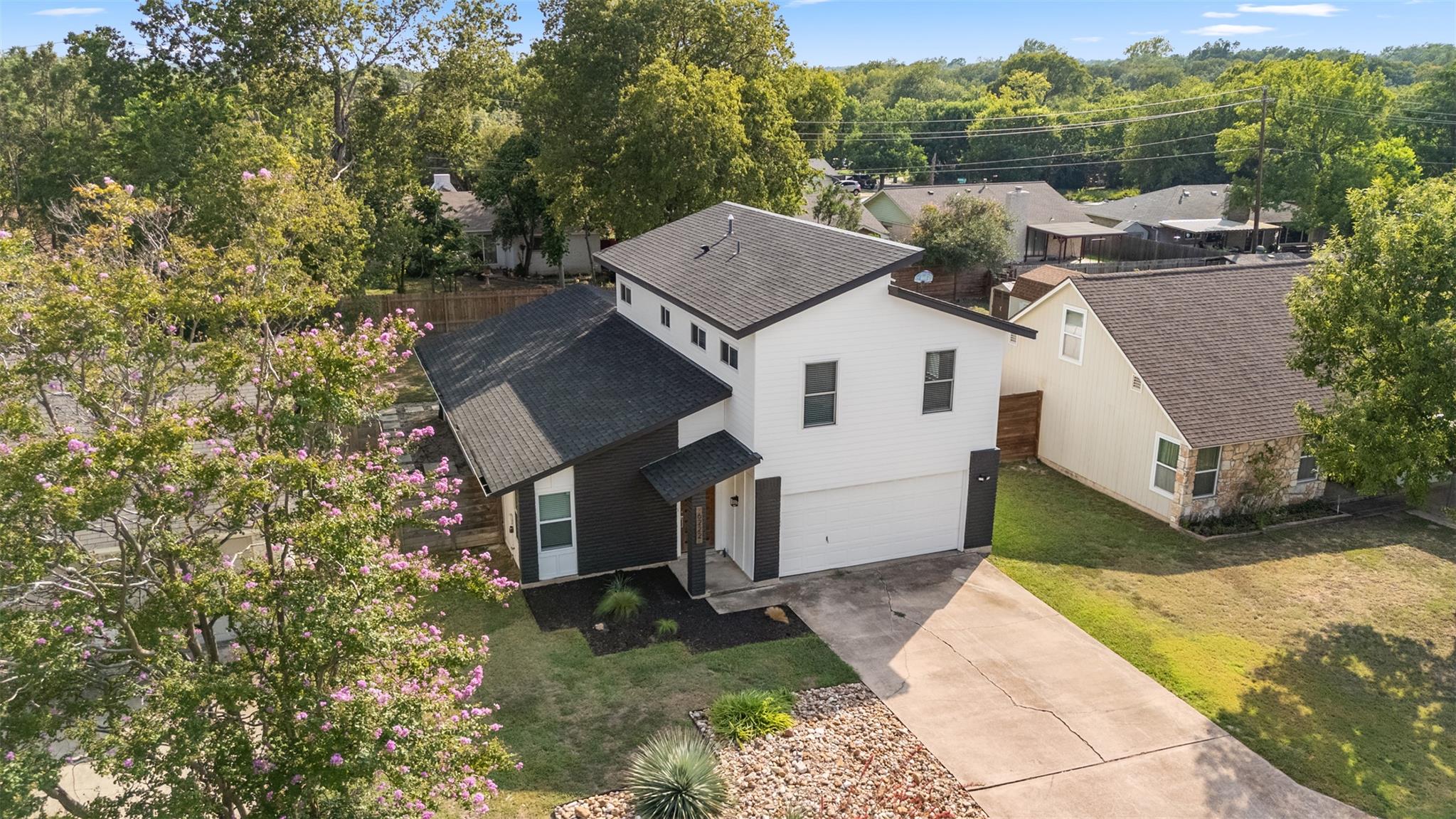 6222 Boxcar Run Property Photo 1
