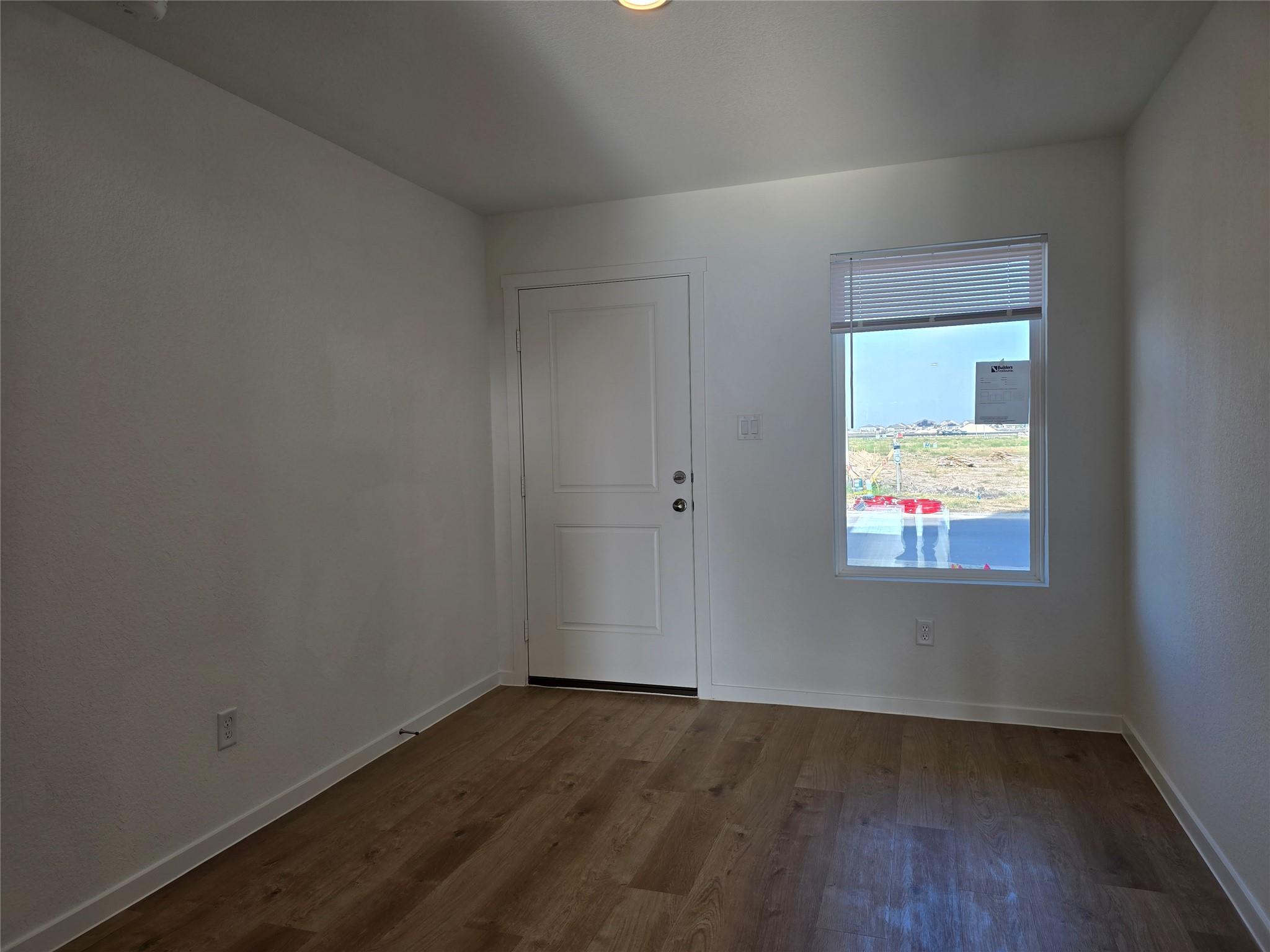 120 Twins Trl Property Photo 6