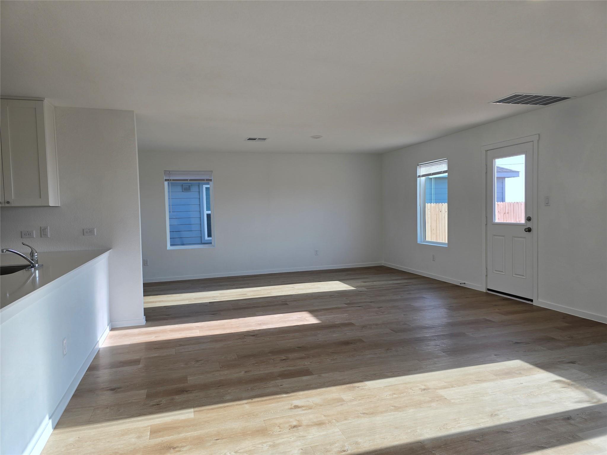 120 Twins Trl Property Photo 10