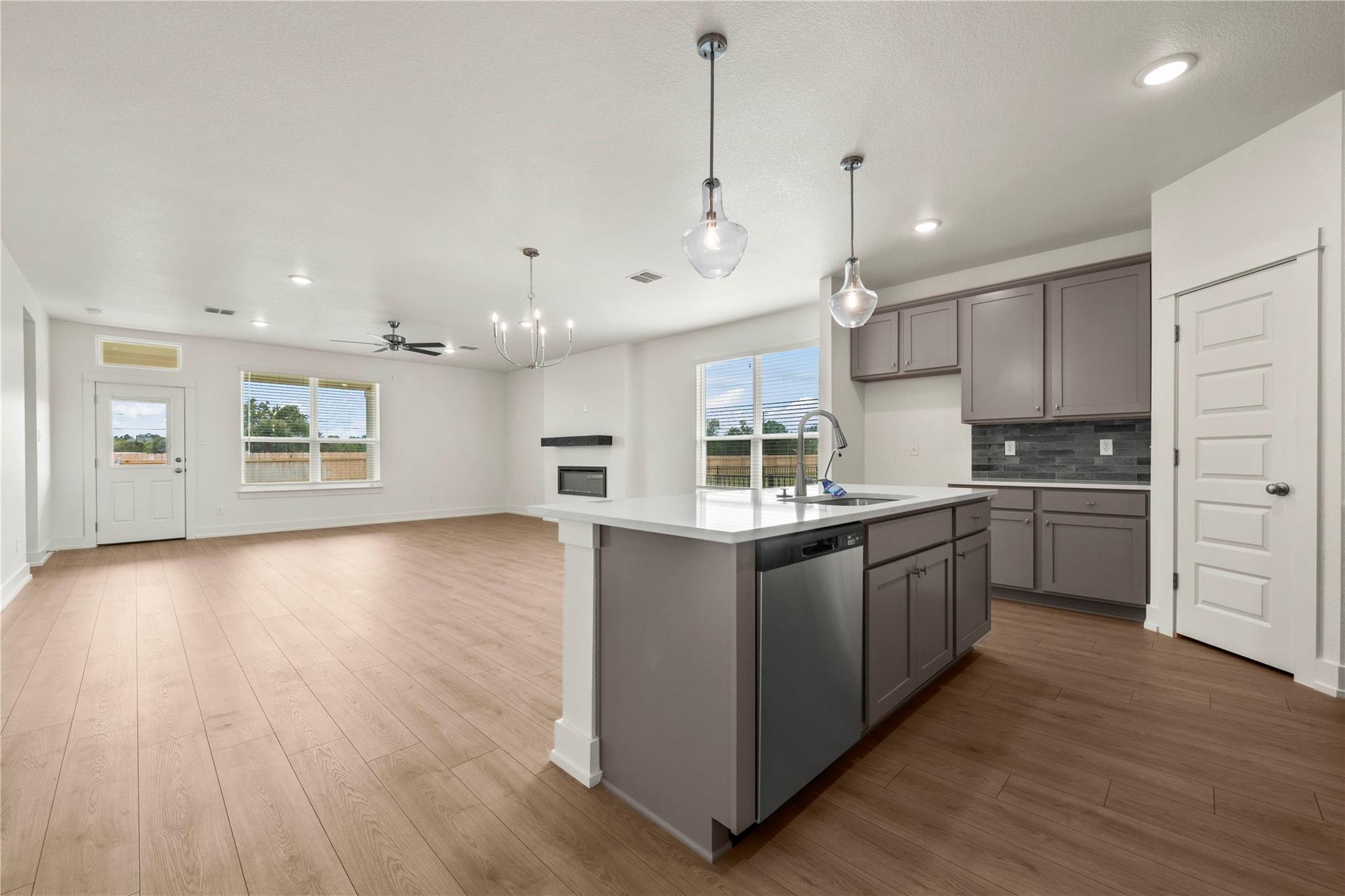 540 Gus Loop Property Photo 8