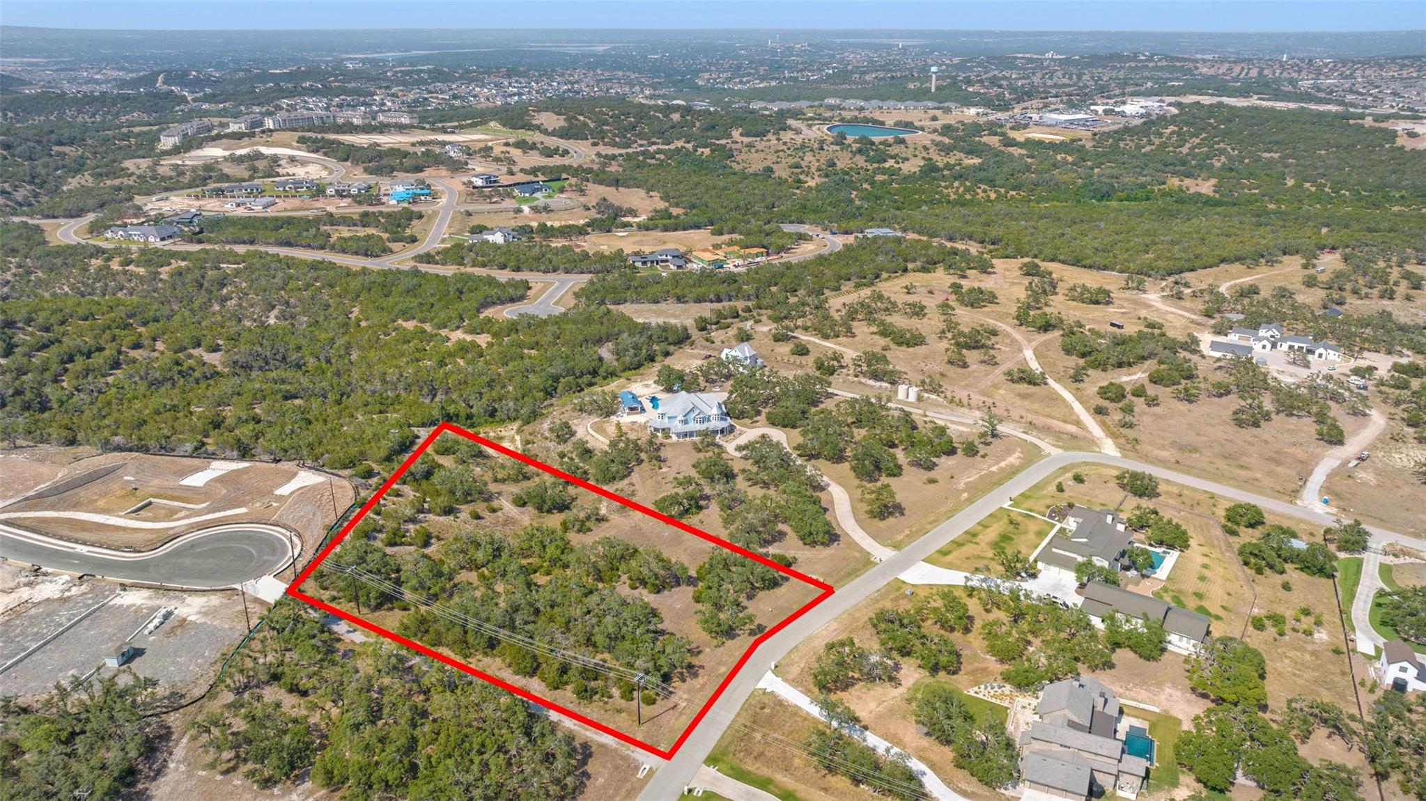 17117 Whispering Breeze Dr Property Photo 2